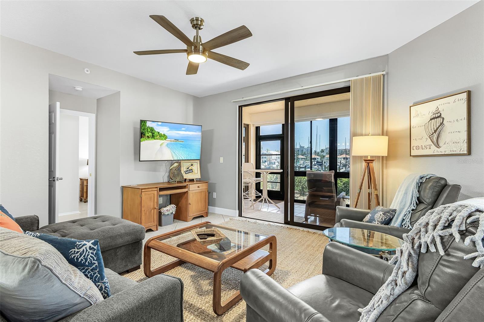 TIDES/MARINA TOWERS - Residential