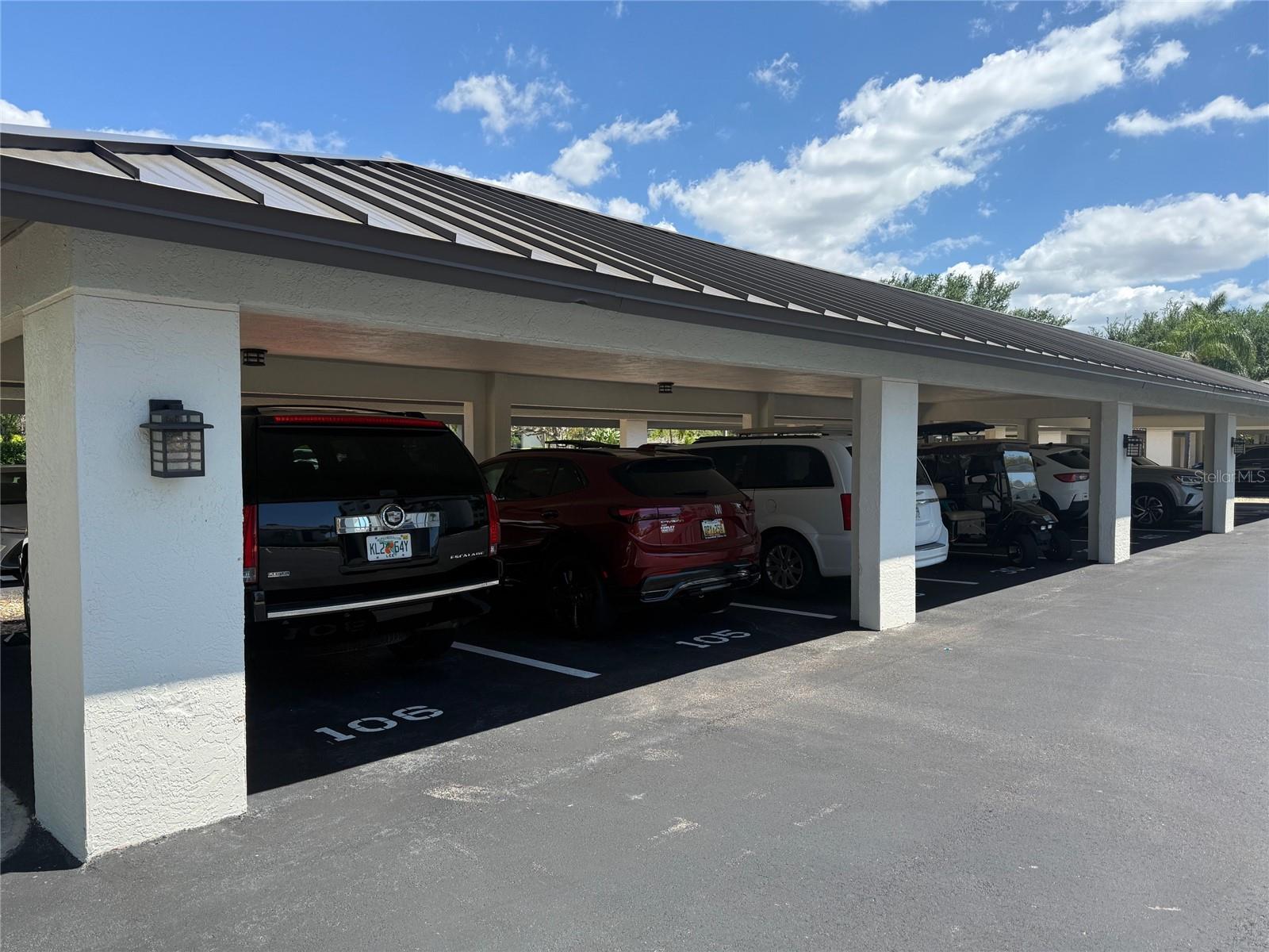 TIDES/MARINA TOWERS - Residential