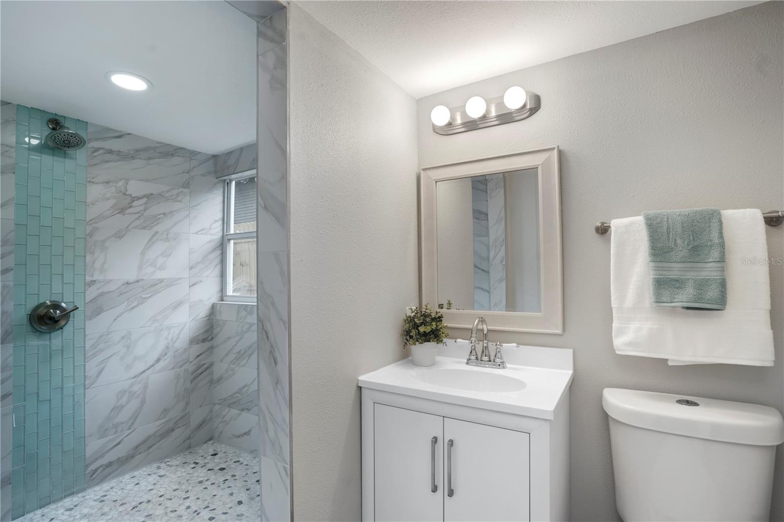 SUNSET - Residential Lease