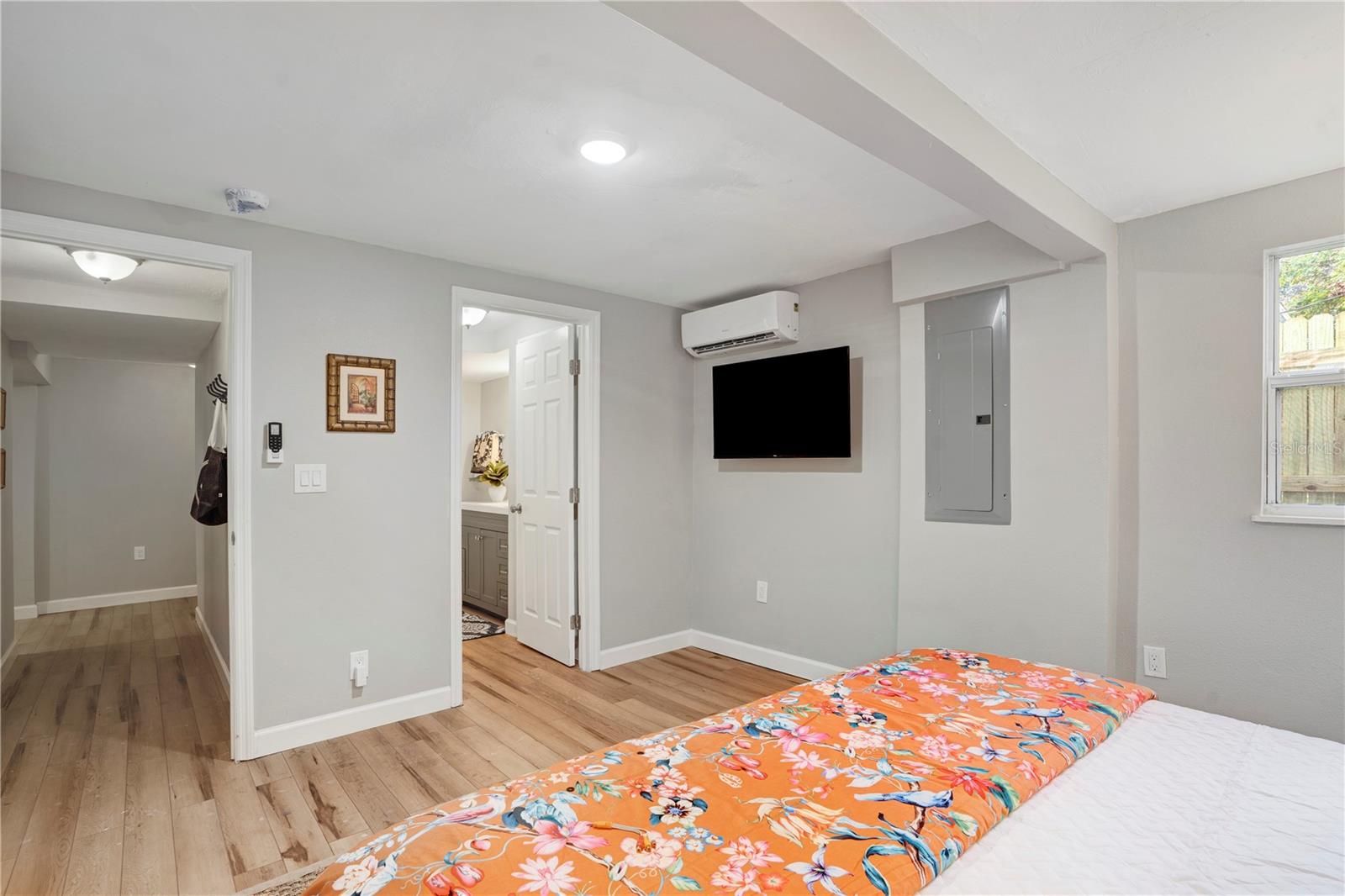 SUNSET - Residential Lease