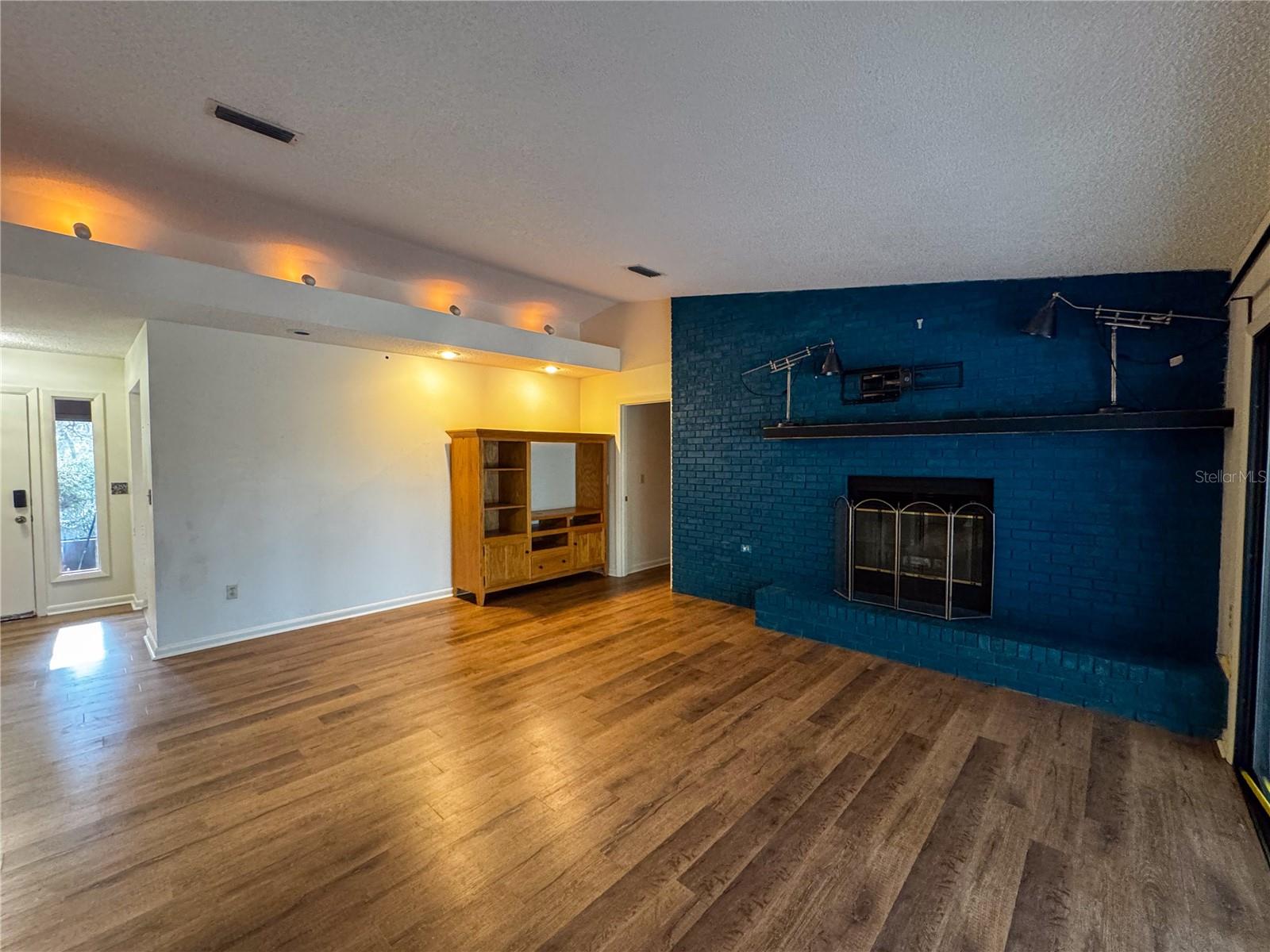 114 MANDARIN LAKE ROAD