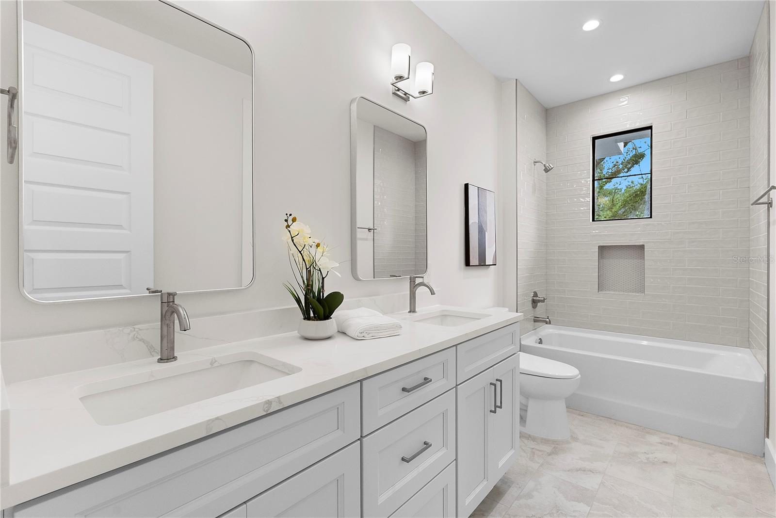 ROSEMERE ANNEX - Residential