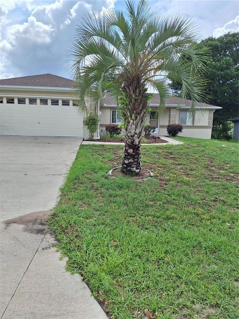 Photo of 6035 SW 98th Street Rd, Ocala, FL 34476 (MLS # OM725744)