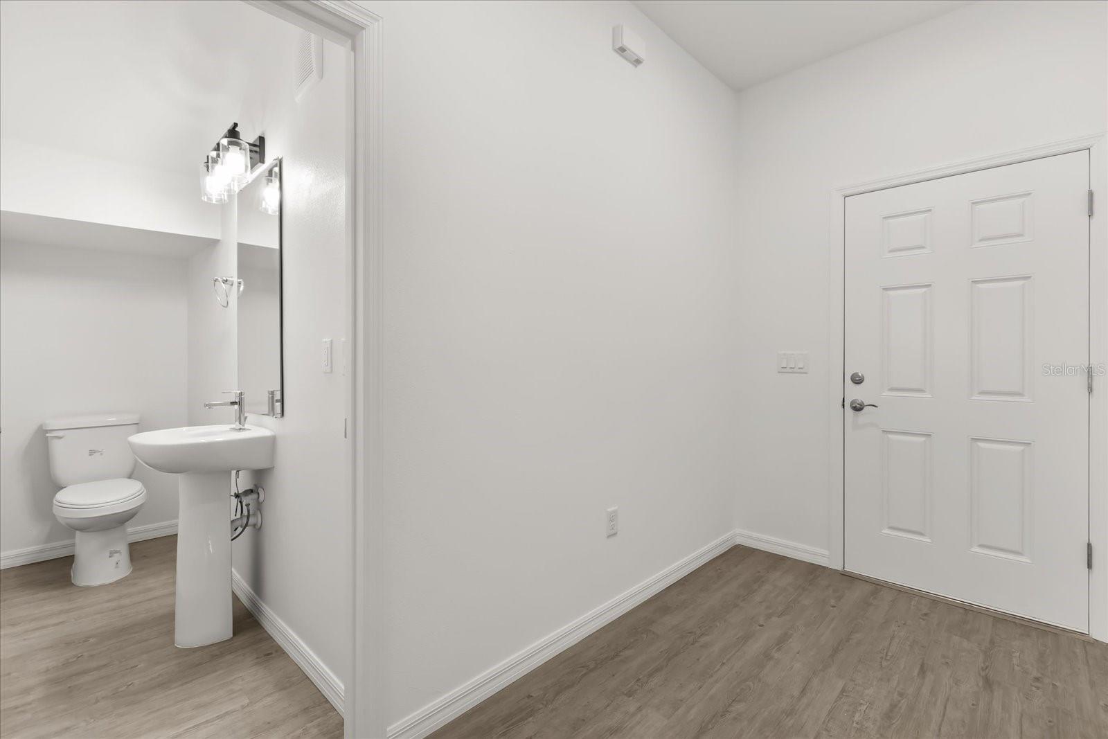 LAKEFRONT VILLAGE - Residential