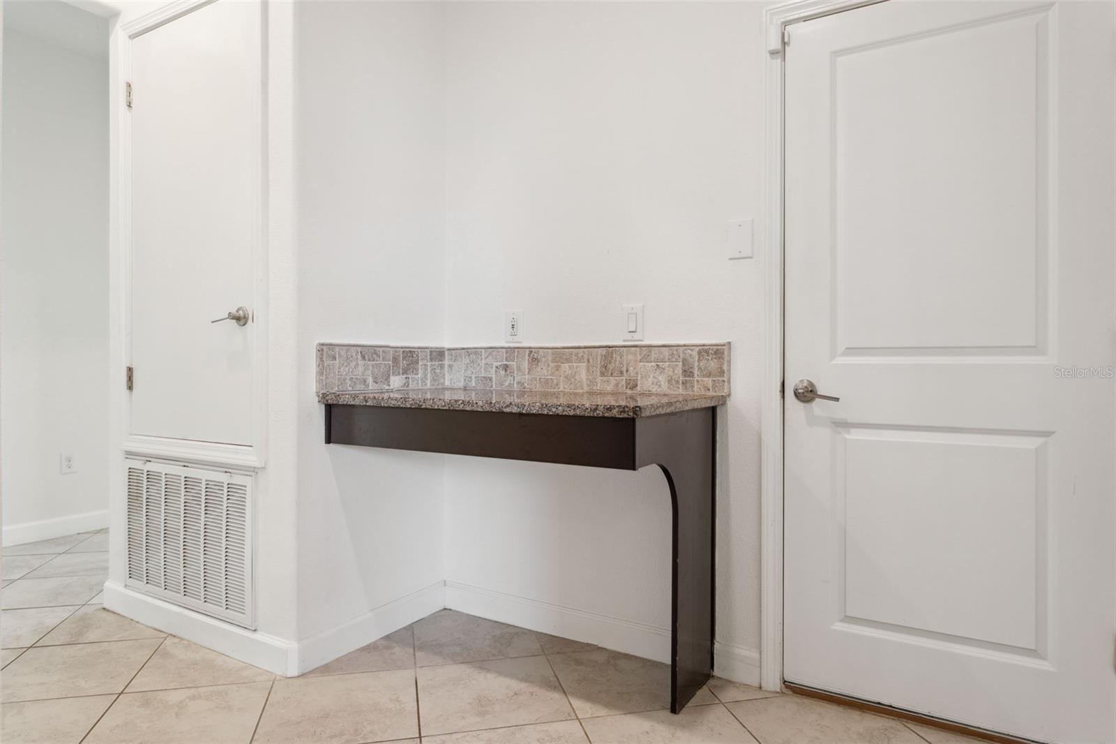 SOUTH FORK TR P PH 3A - Residential Lease