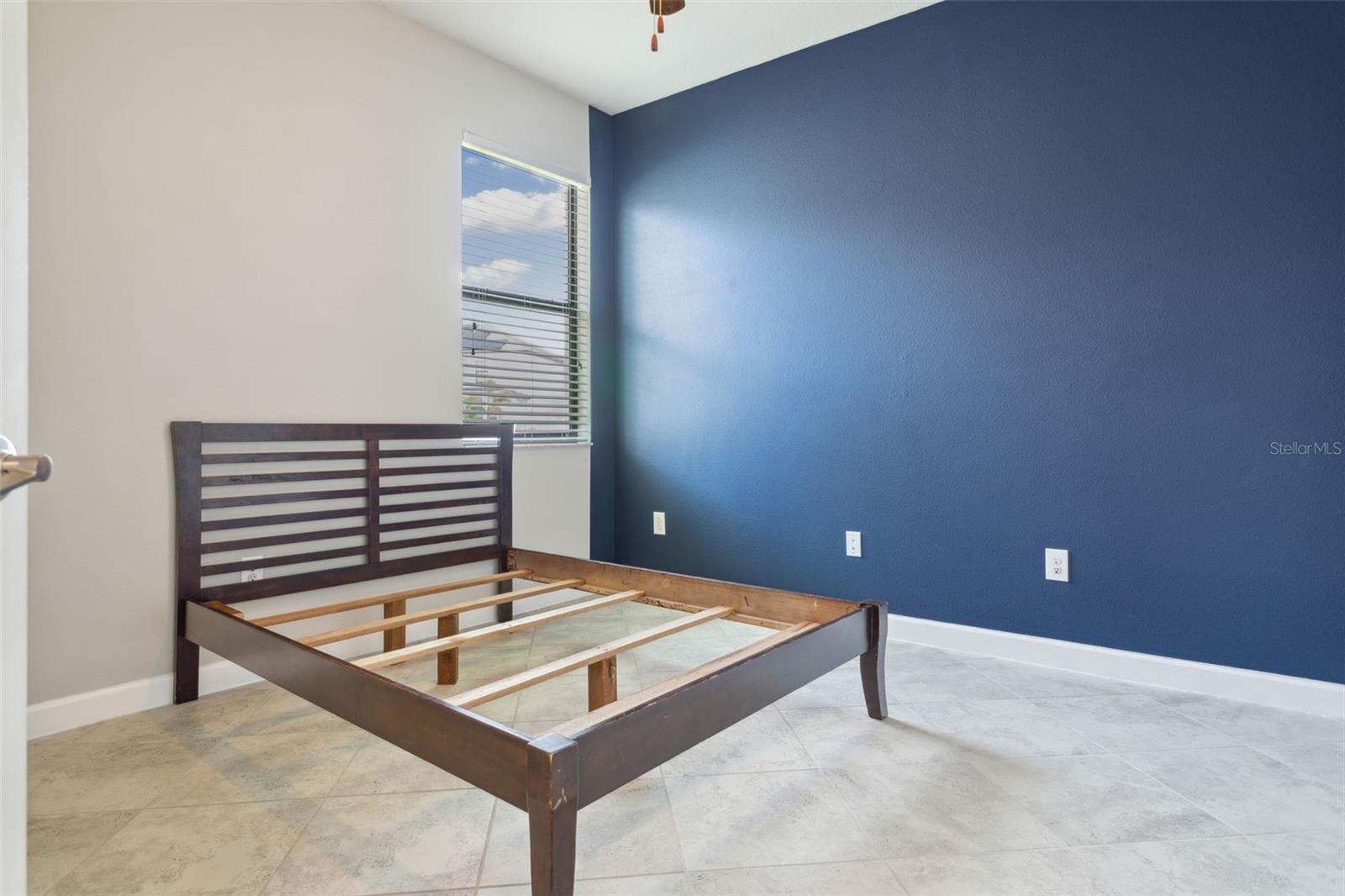 SOUTH FORK TR P PH 3A - Residential Lease