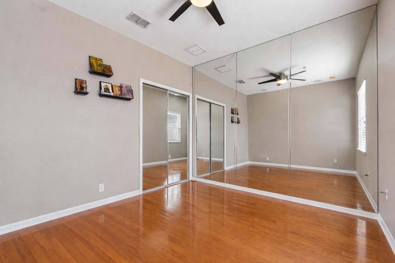 THOUSAND OAKS PH 02 03 04 05 - Residential