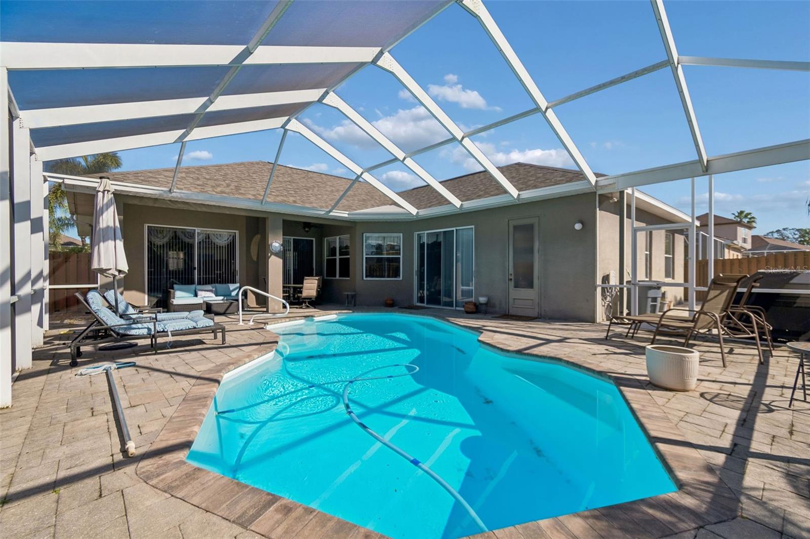 THOUSAND OAKS PH 02 03 04 05 - Residential