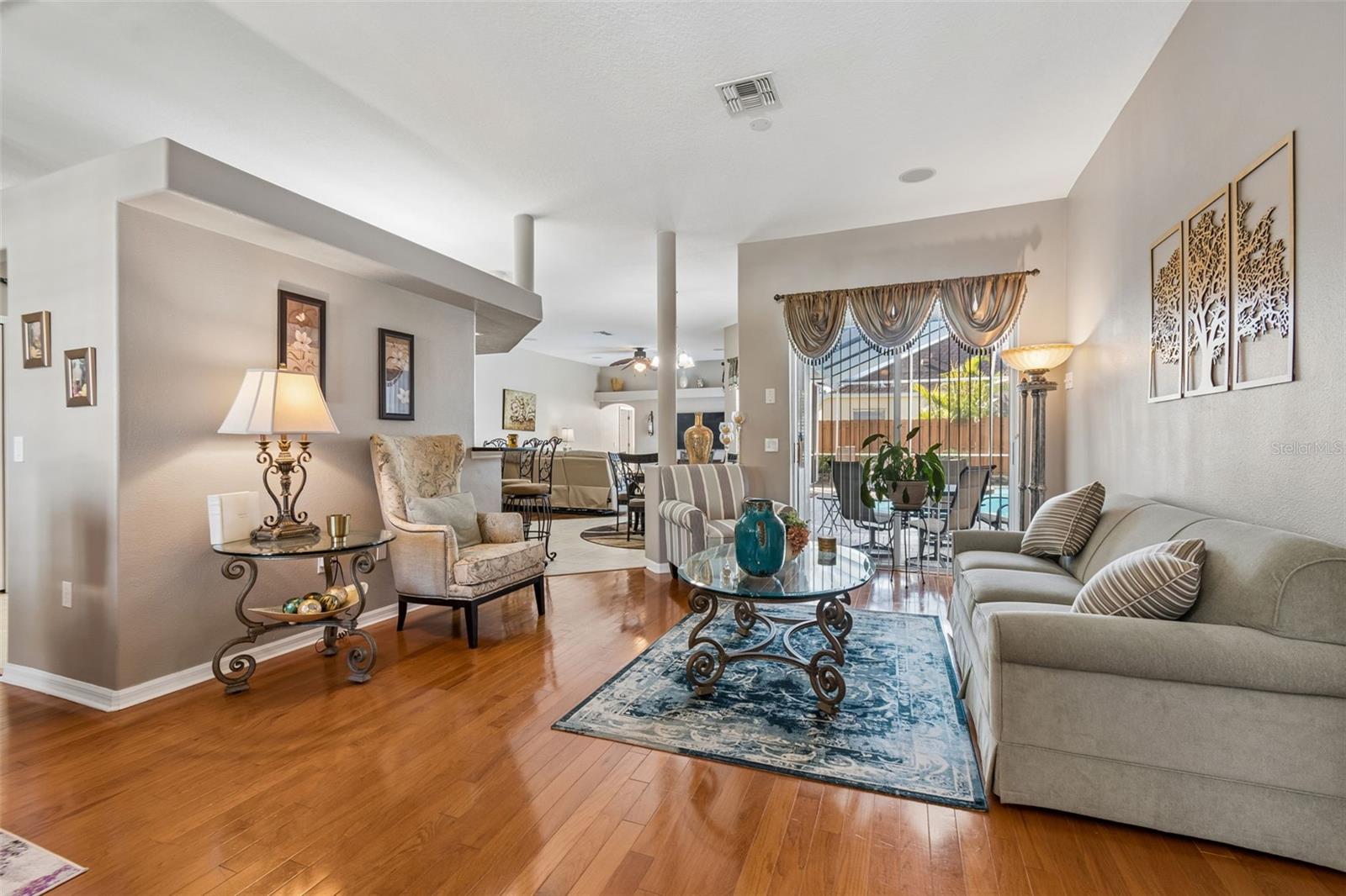 THOUSAND OAKS PH 02 03 04 05 - Residential