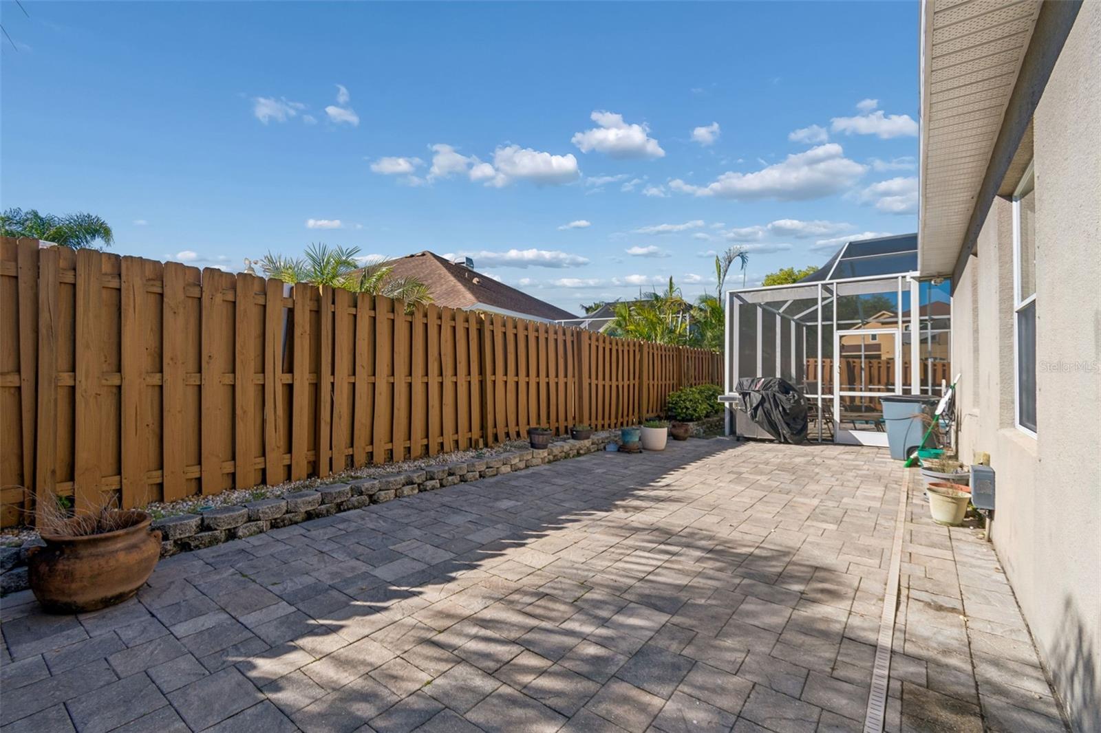 THOUSAND OAKS PH 02 03 04 05 - Residential