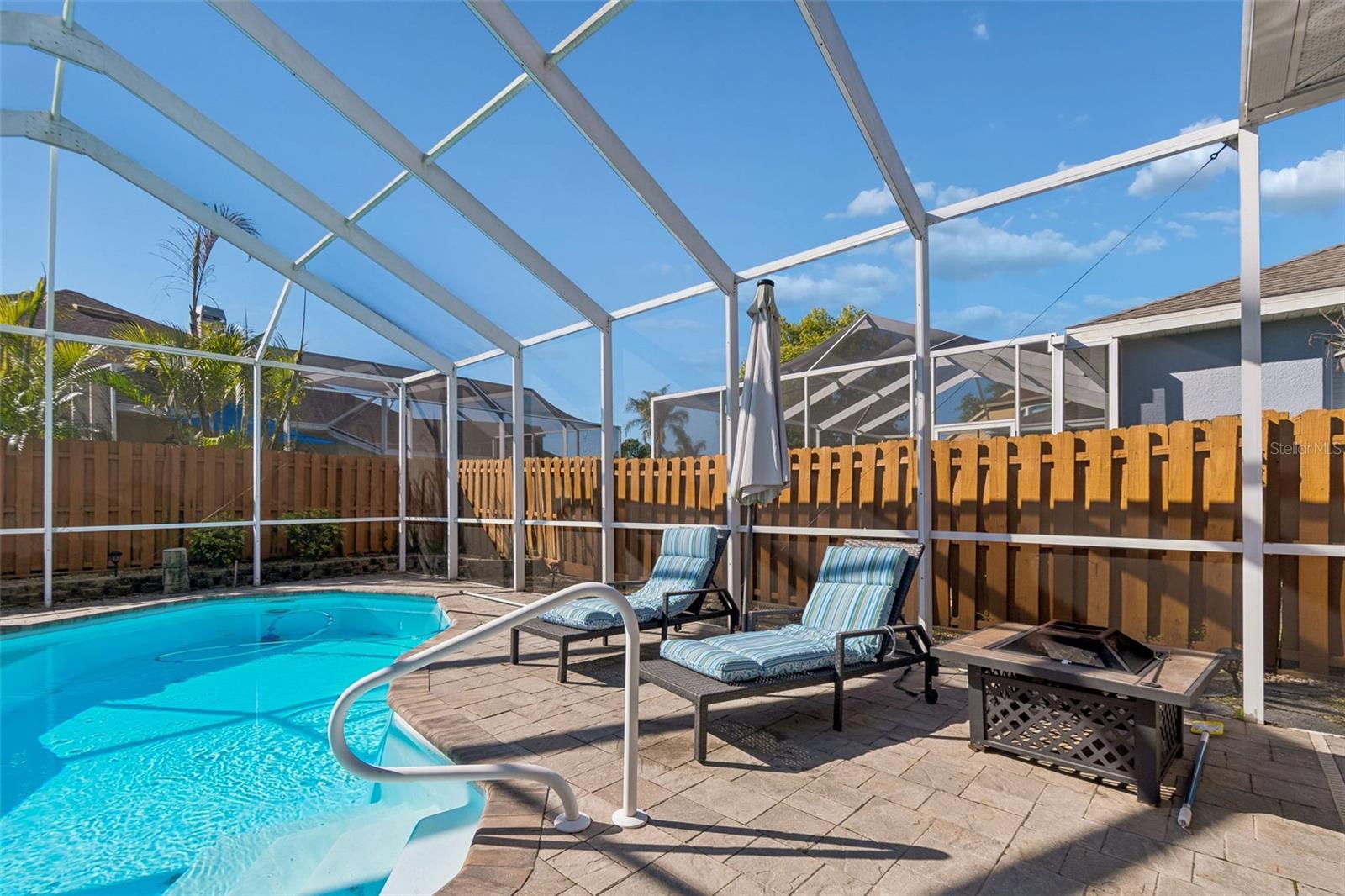 THOUSAND OAKS PH 02 03 04 05 - Residential