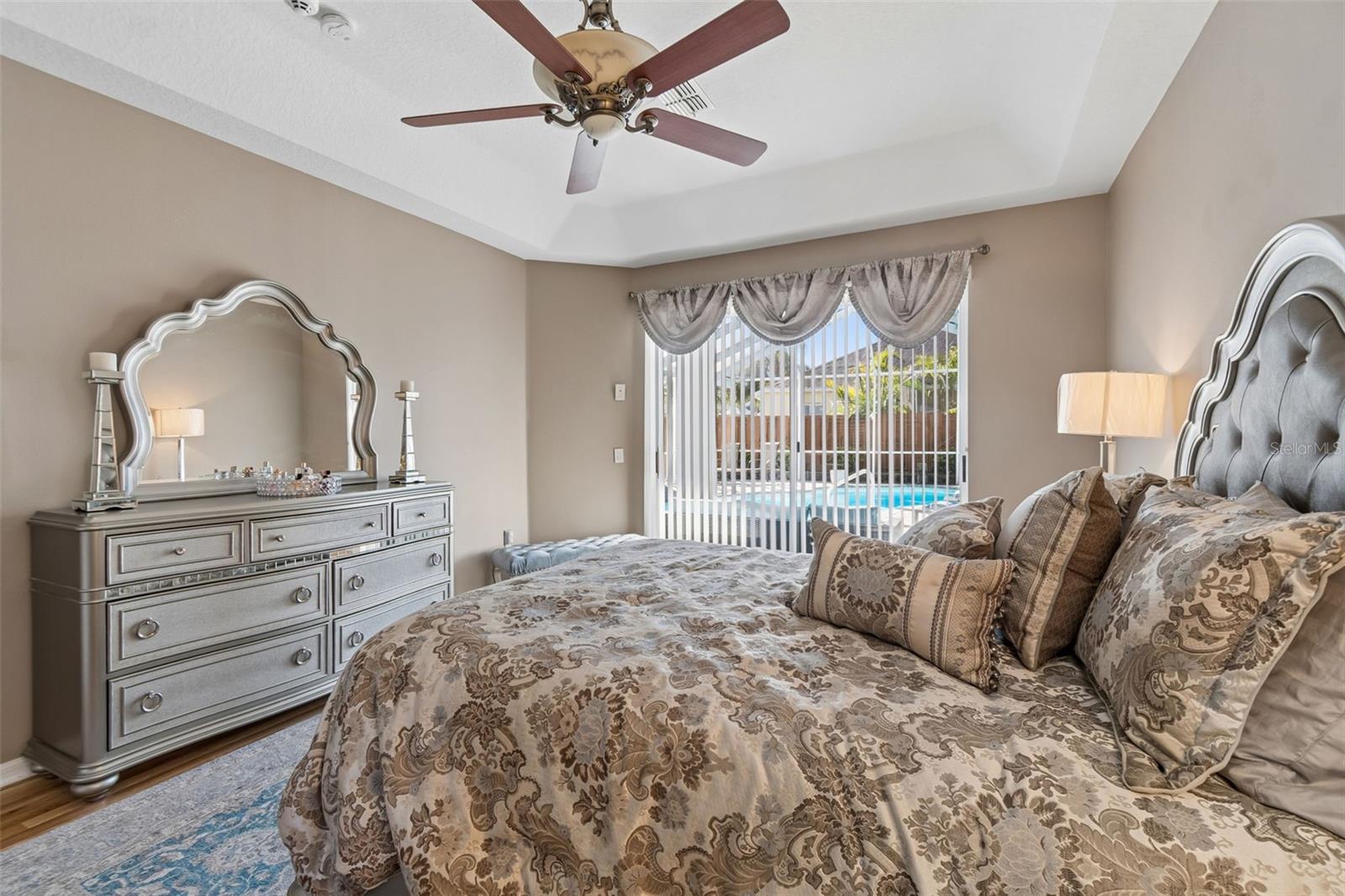 THOUSAND OAKS PH 02 03 04 05 - Residential