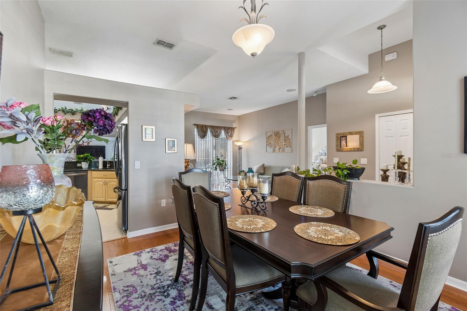 THOUSAND OAKS PH 02 03 04 05 - Residential