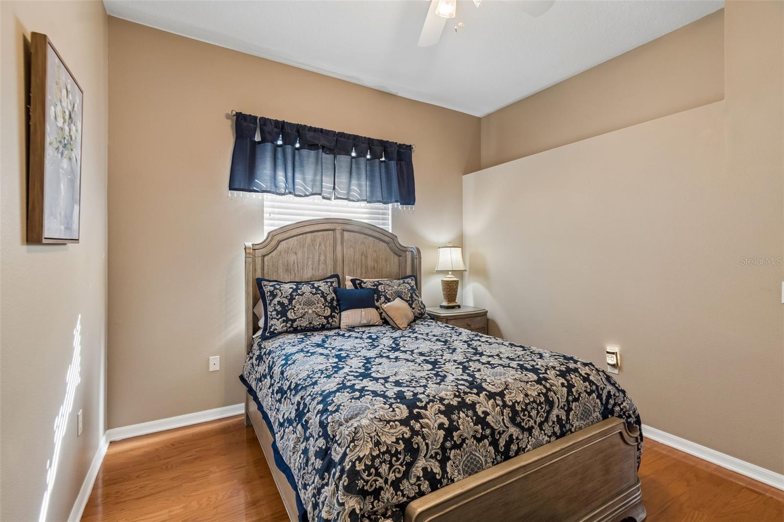 THOUSAND OAKS PH 02 03 04 05 - Residential