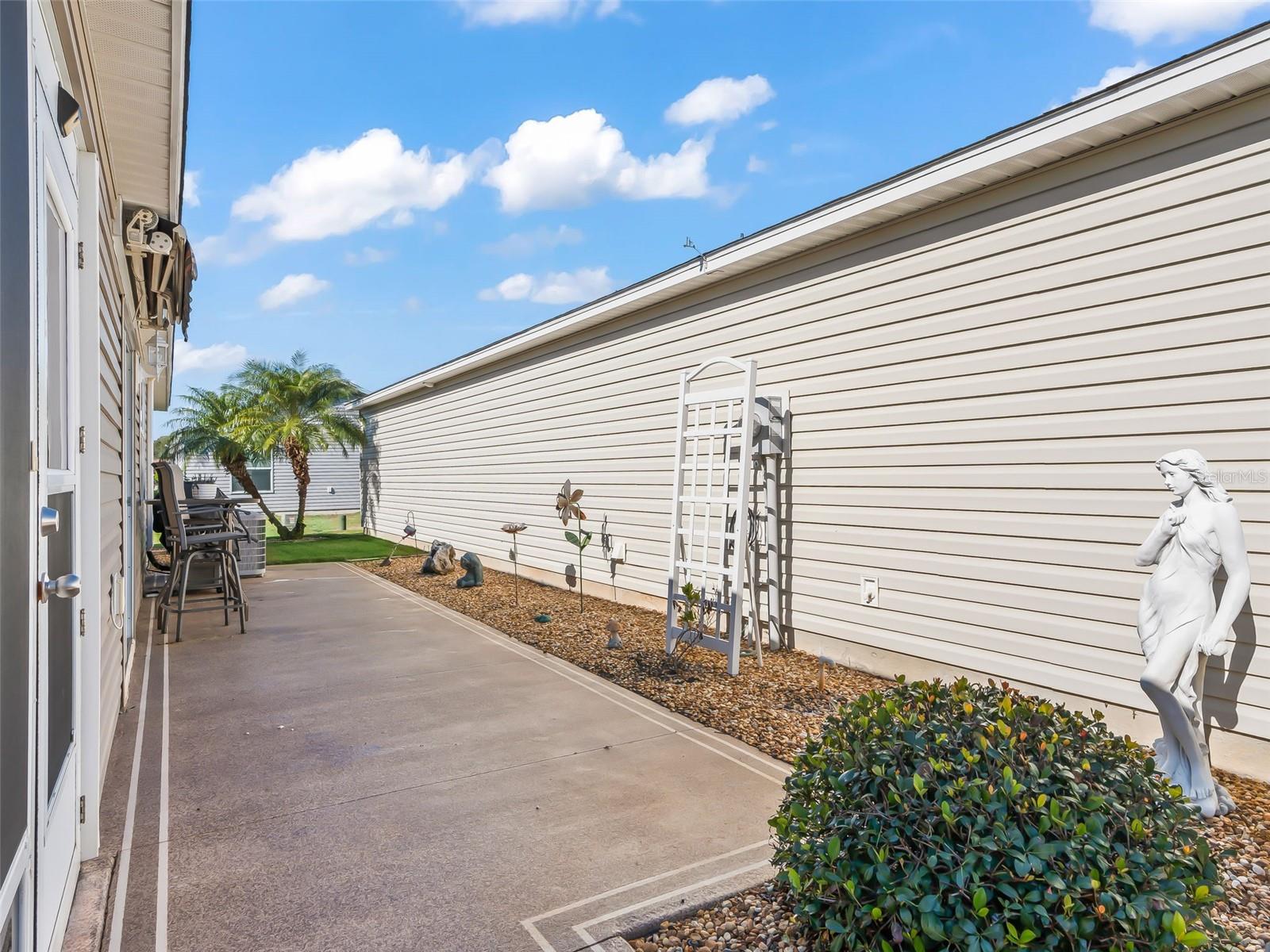 VILLAGES OF SUMTER NEW HAVEN VILLAS - Residential Lease