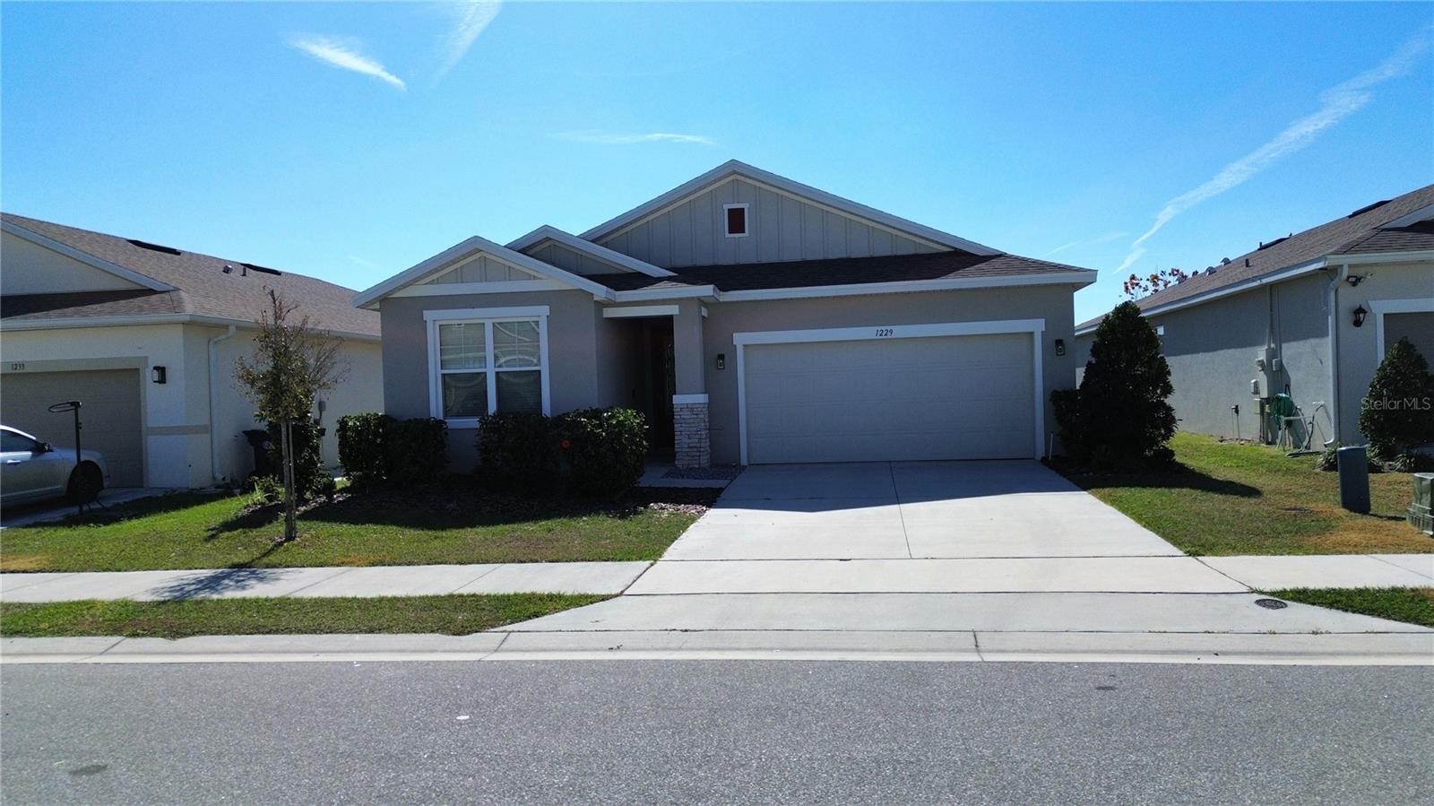 1229 MATTIE POINTE BOULEVARD