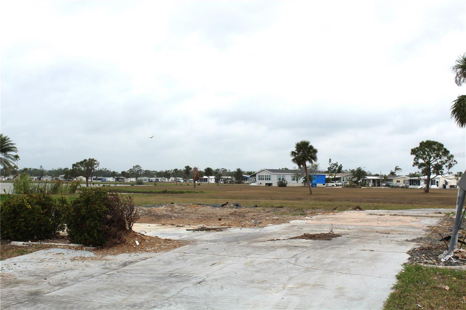 VILLAGE OF HOLIDAY LAKE - Land