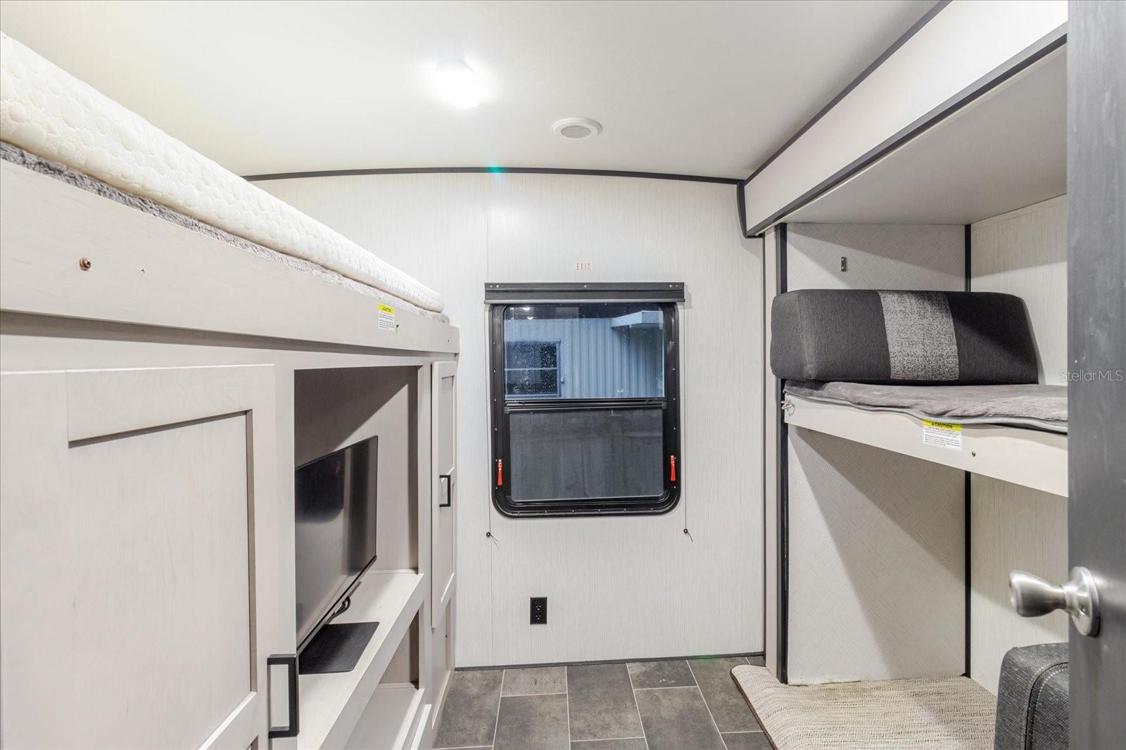 EAST COVE UNIT 01 - Residential