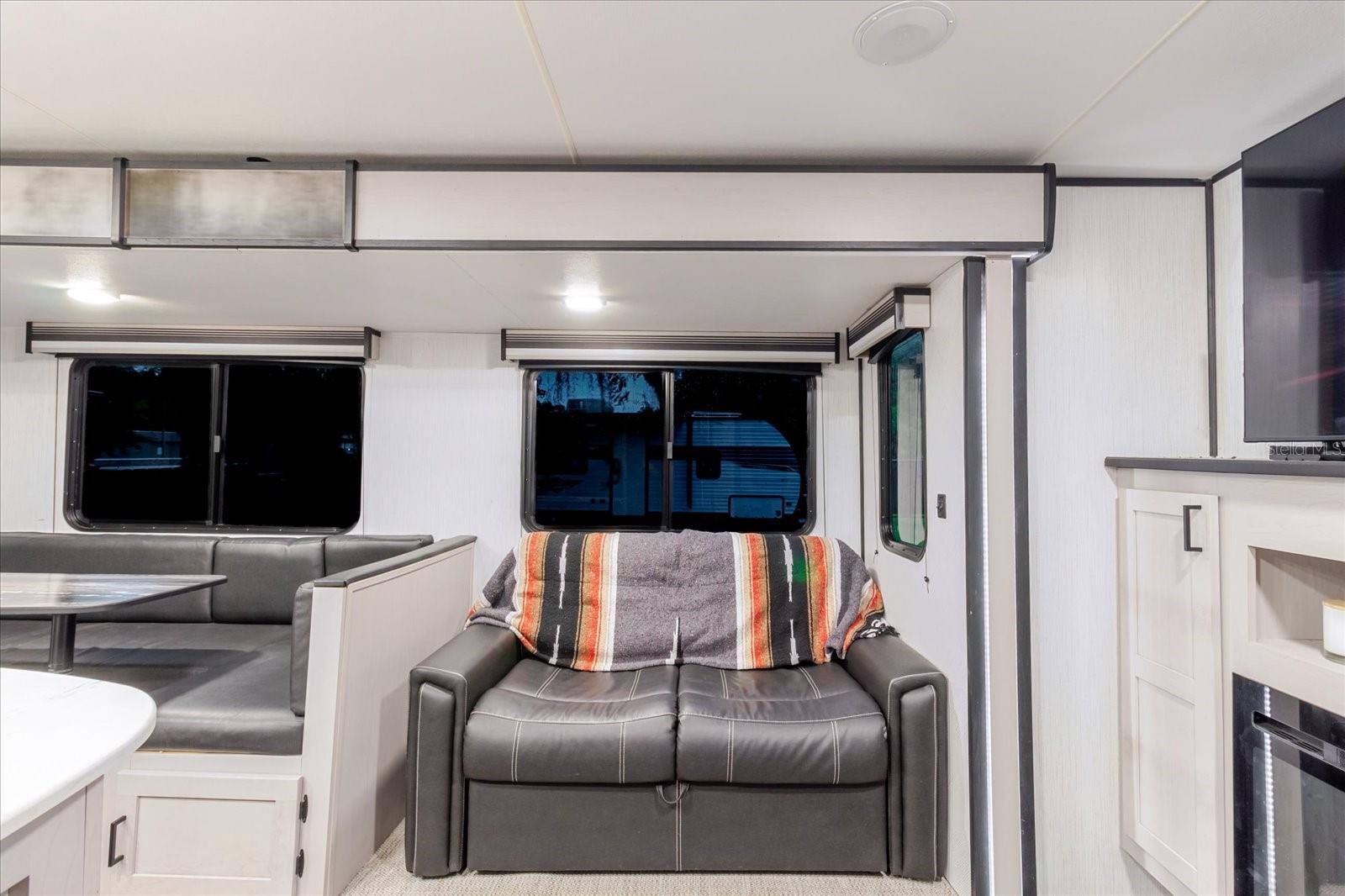 EAST COVE UNIT 01 - Residential