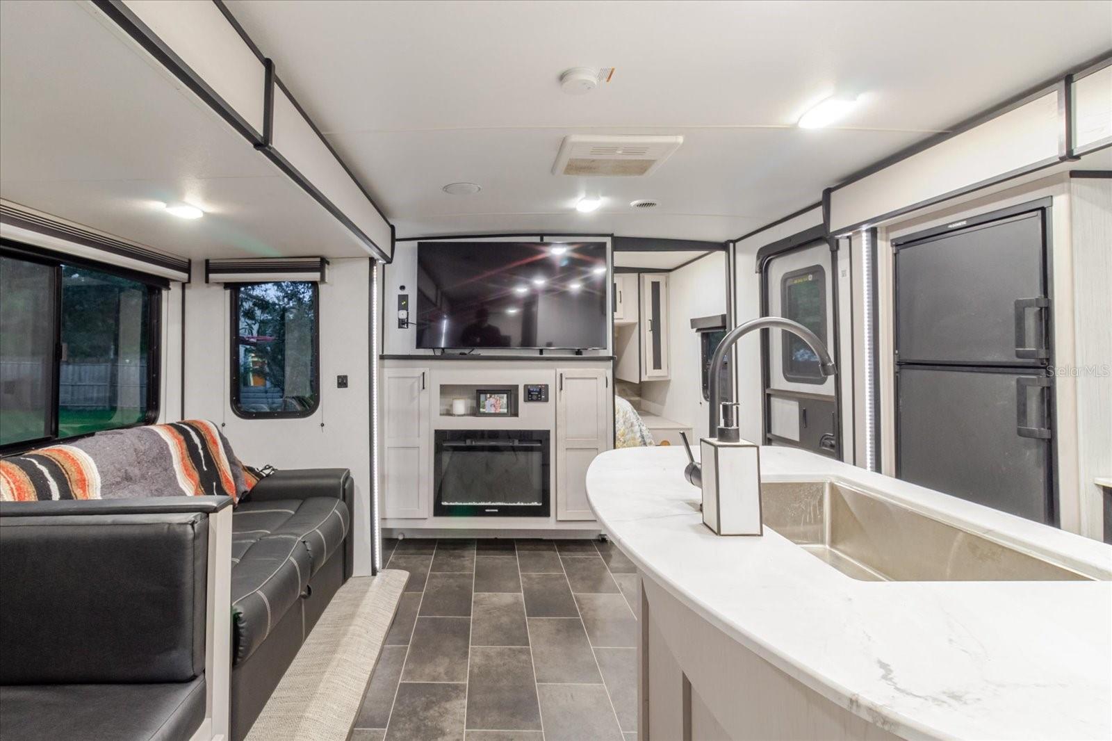 EAST COVE UNIT 01 - Residential