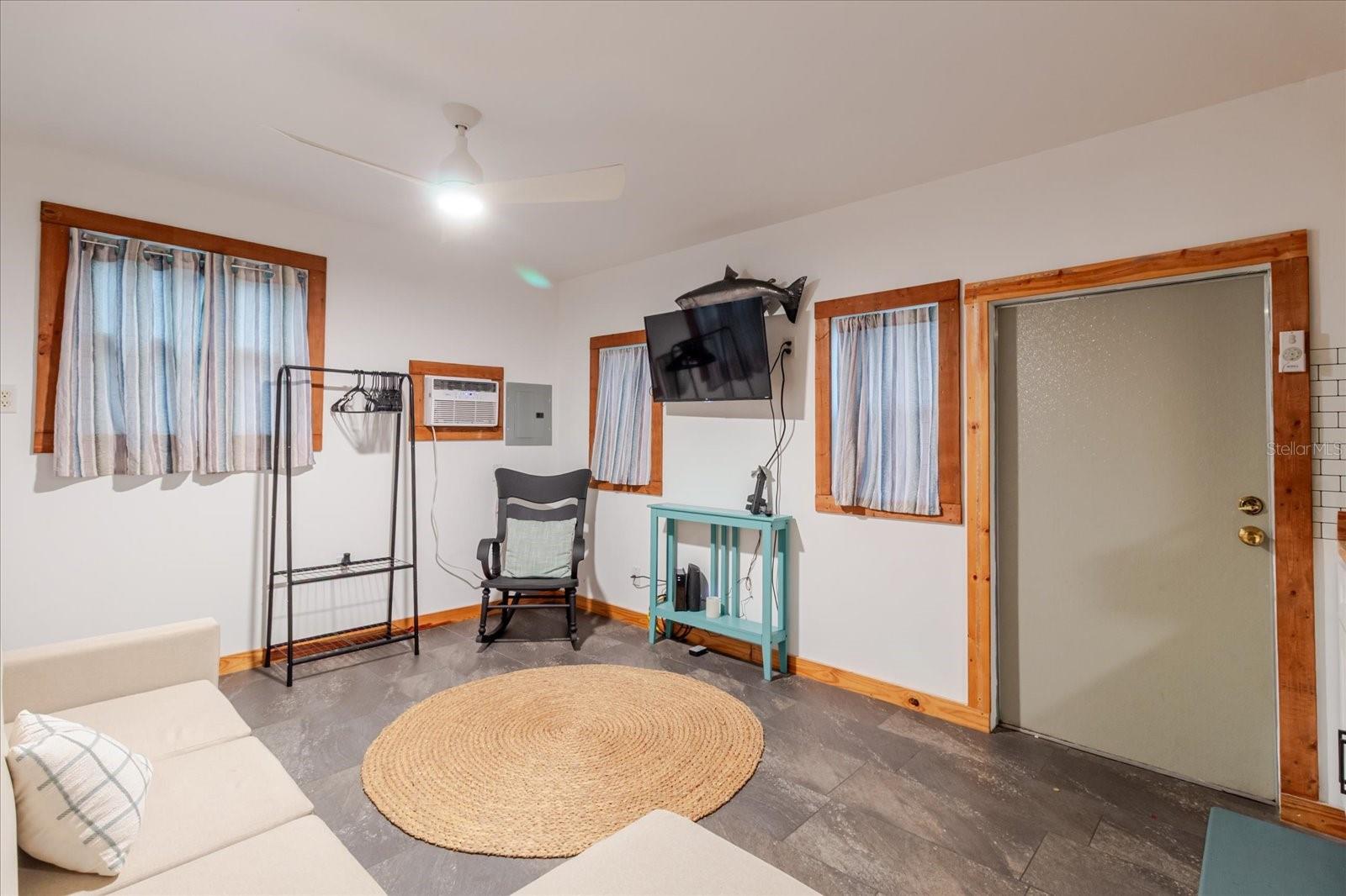 EAST COVE UNIT 01 - Residential