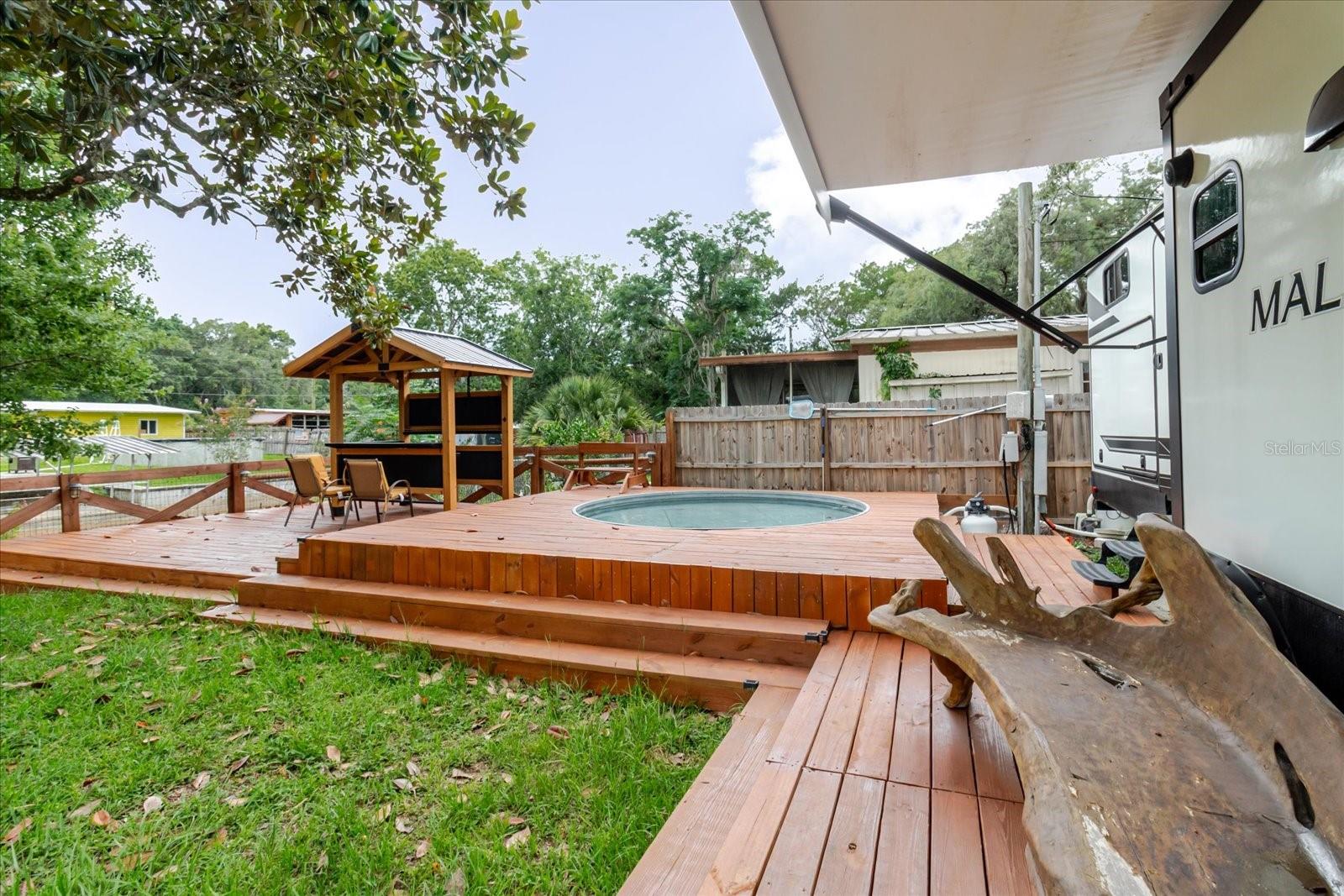 EAST COVE UNIT 01 - Residential