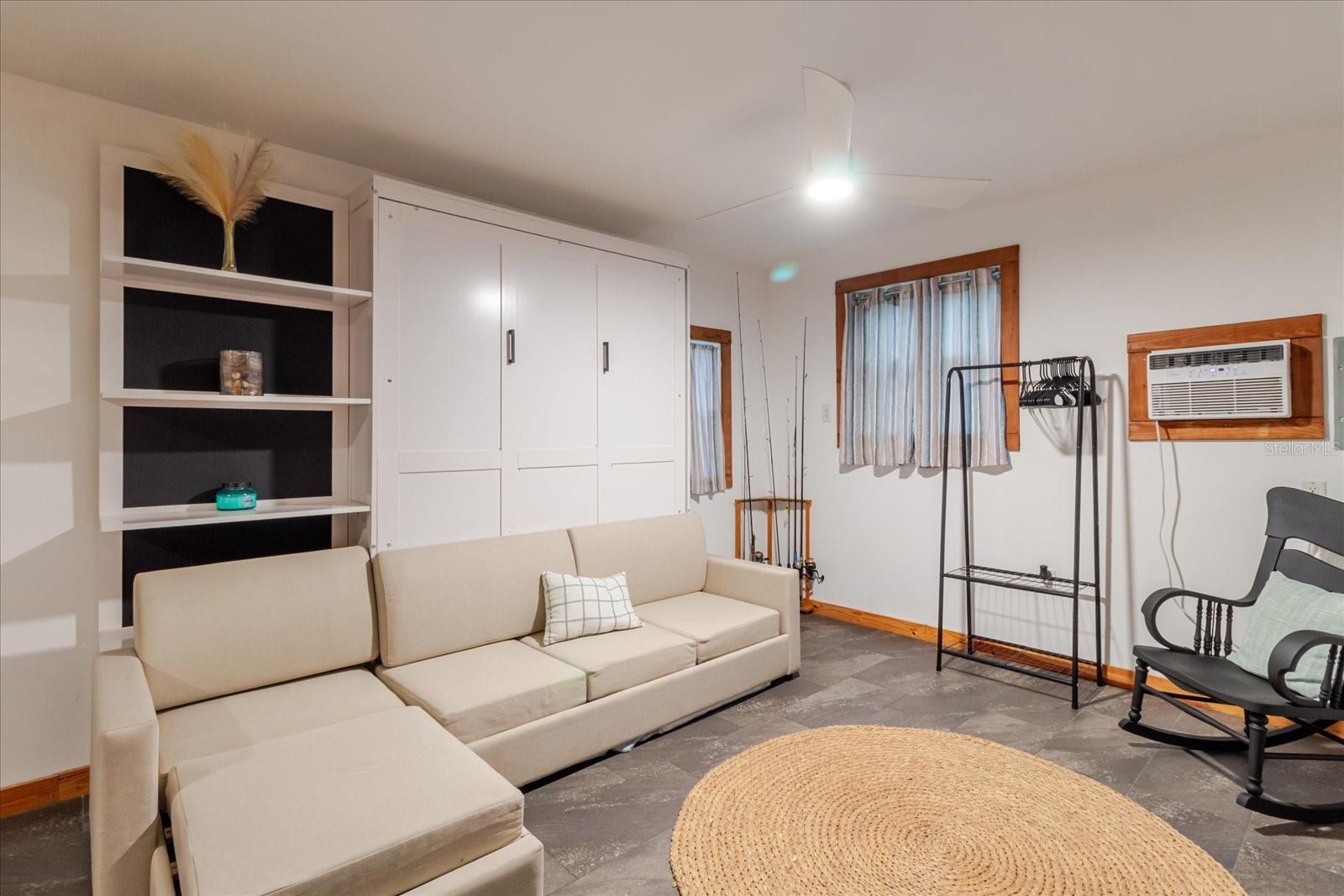 EAST COVE UNIT 01 - Residential