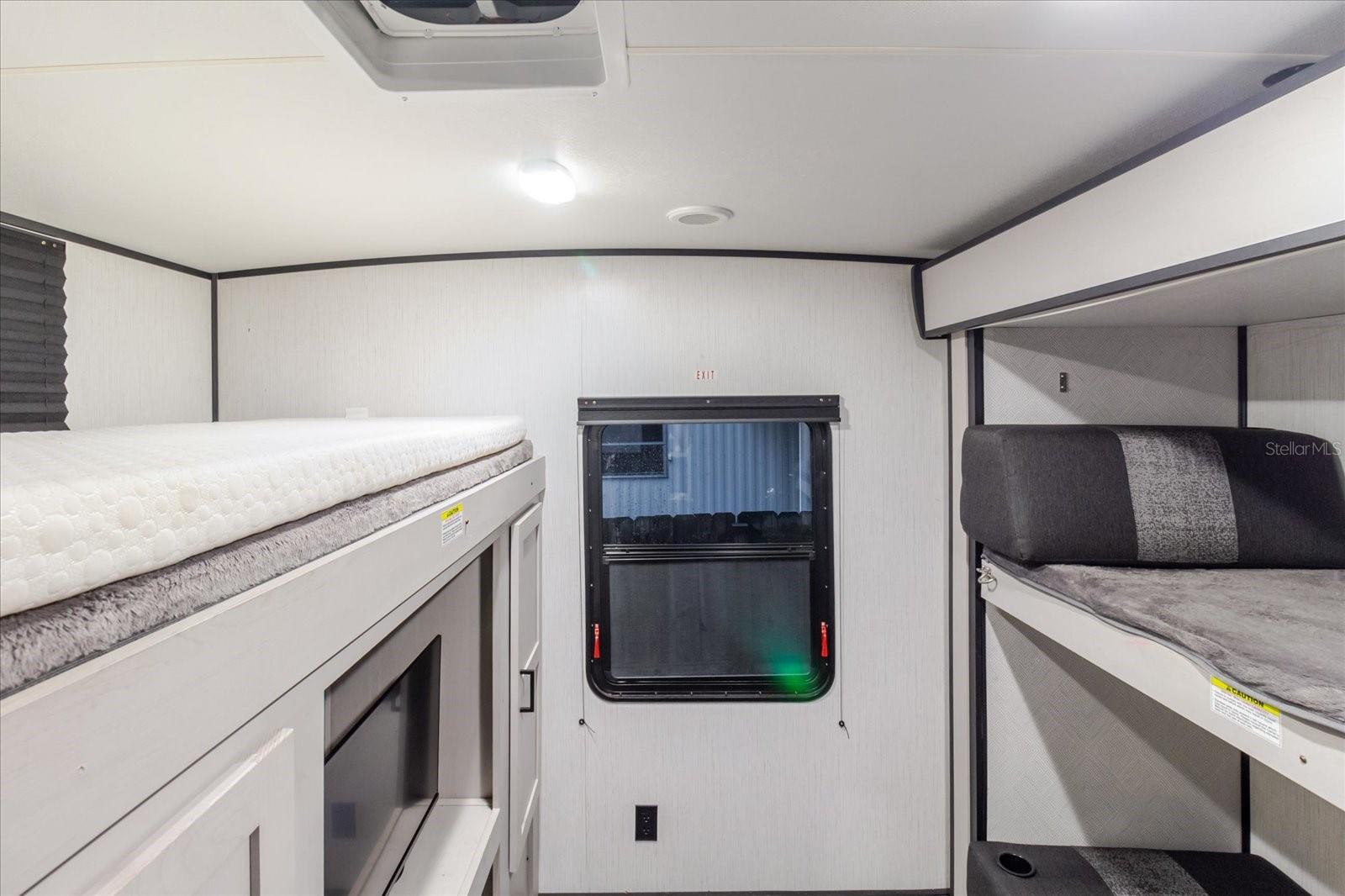 EAST COVE UNIT 01 - Residential