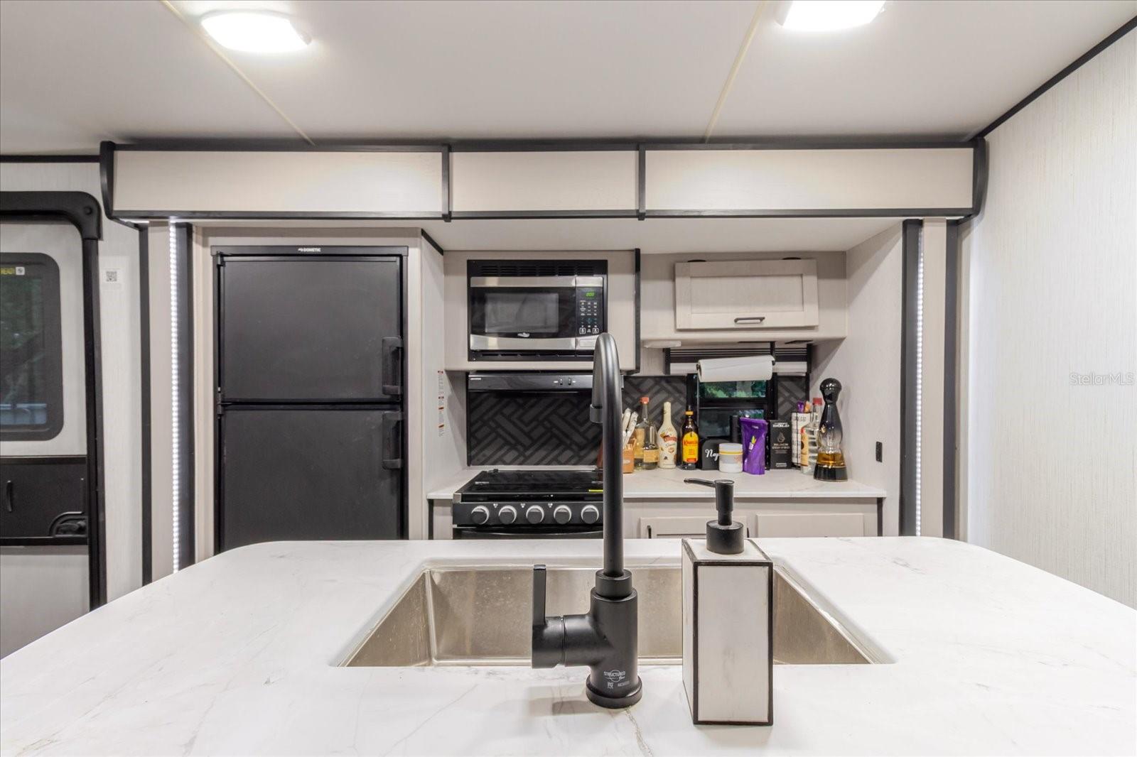 EAST COVE UNIT 01 - Residential