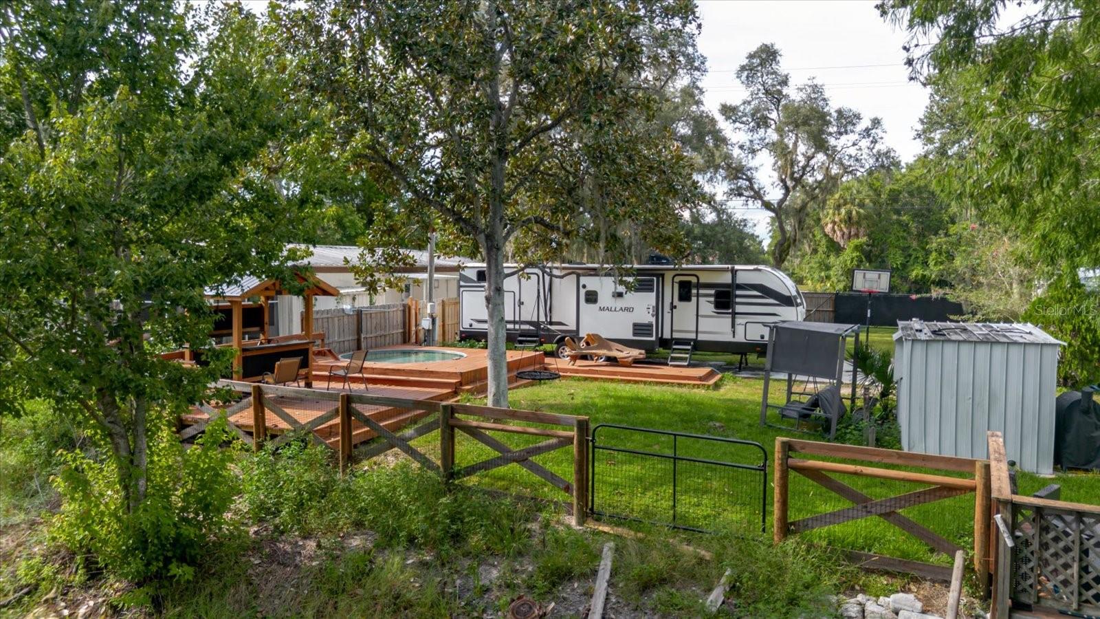 EAST COVE UNIT 01 - Residential