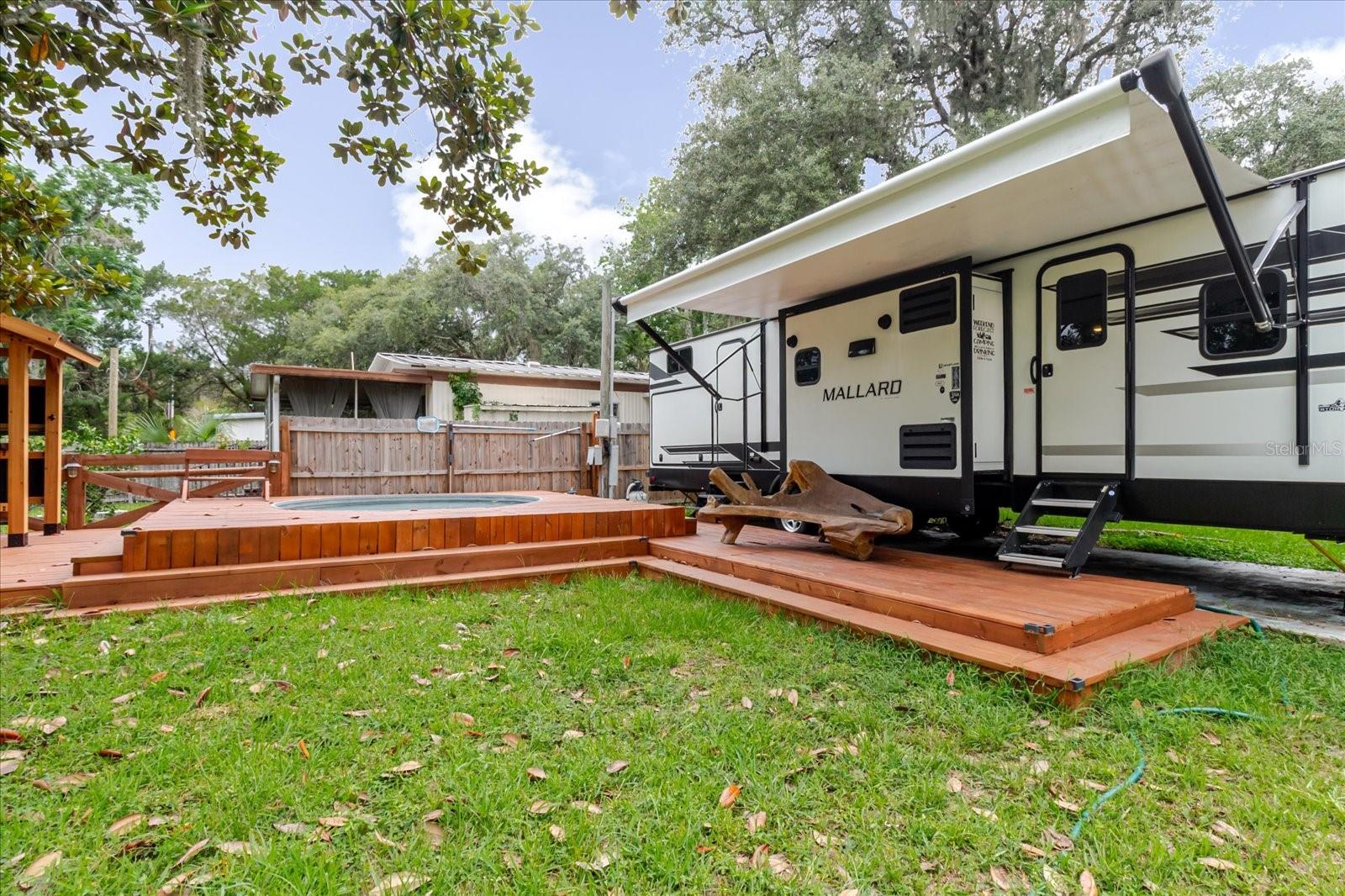 EAST COVE UNIT 01 - Residential