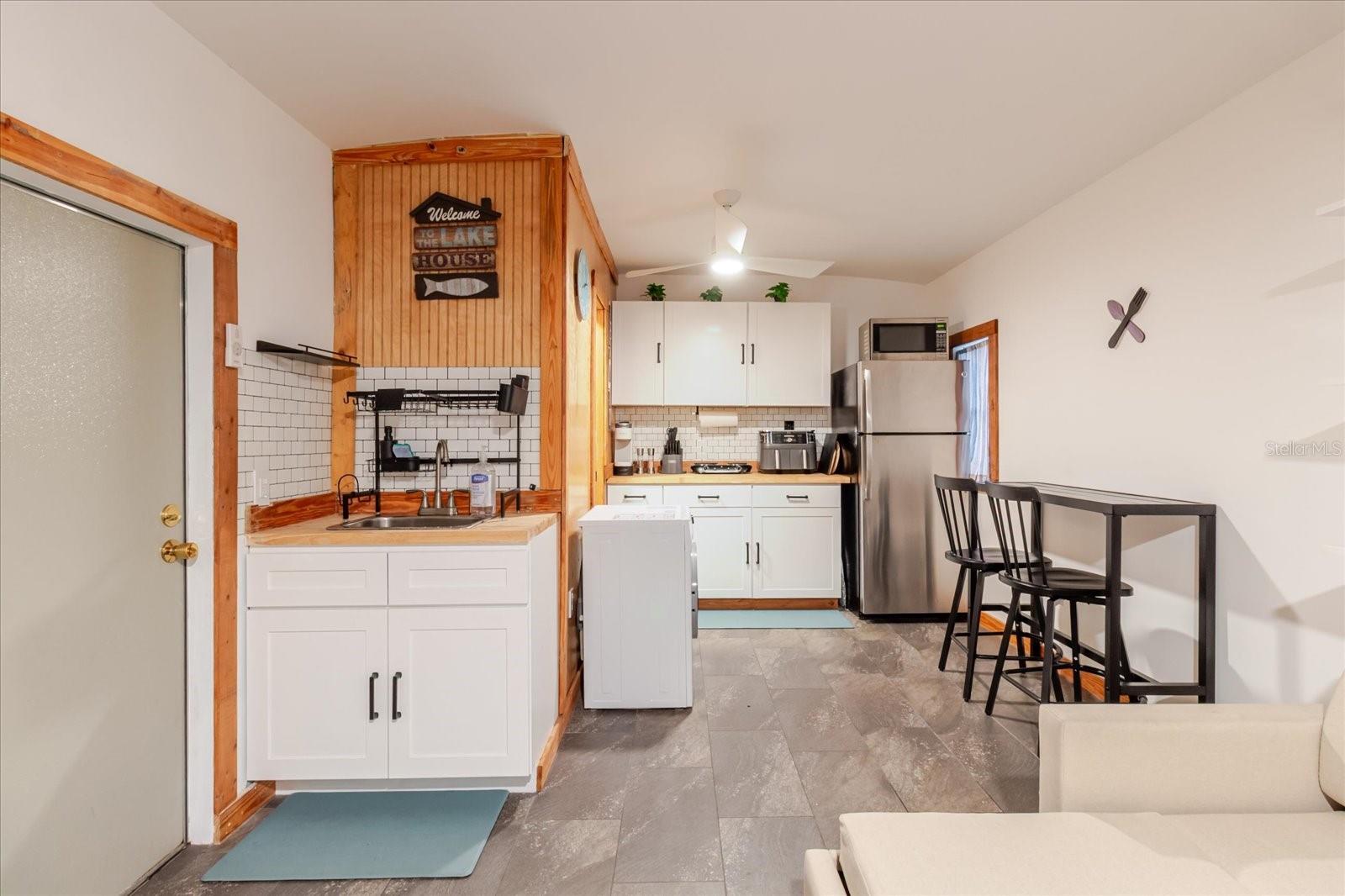 EAST COVE UNIT 01 - Residential