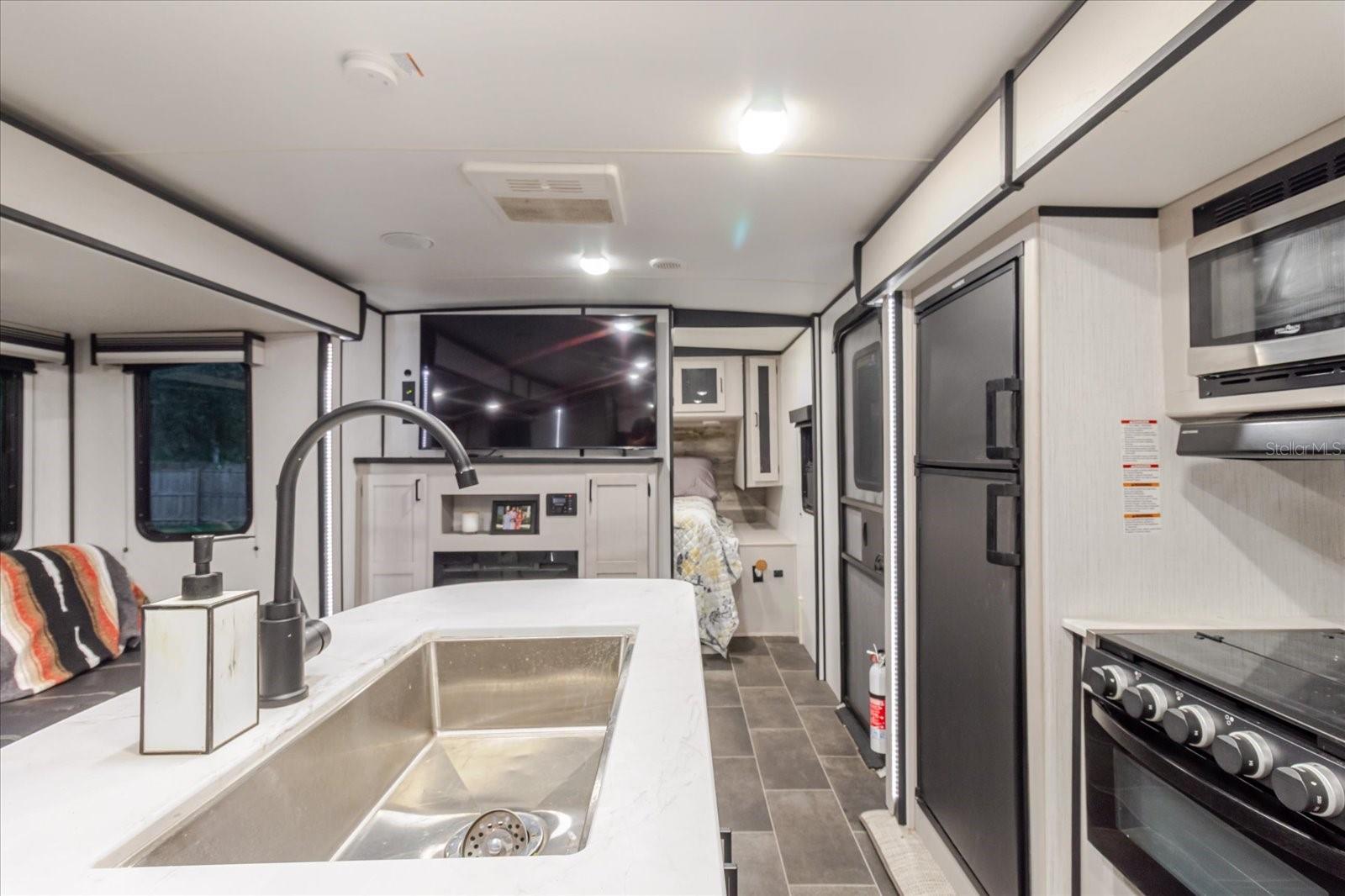 EAST COVE UNIT 01 - Residential