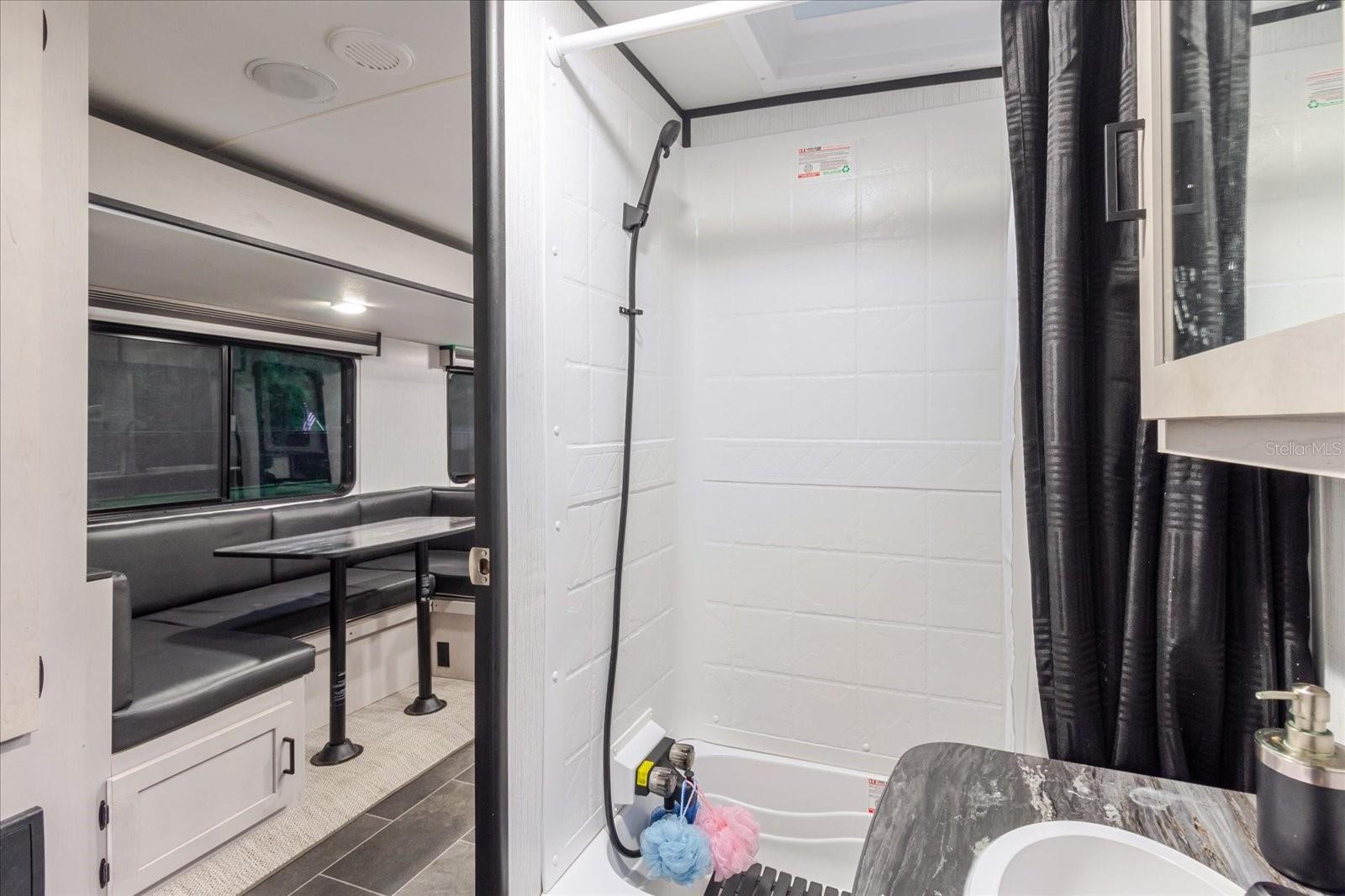 EAST COVE UNIT 01 - Residential