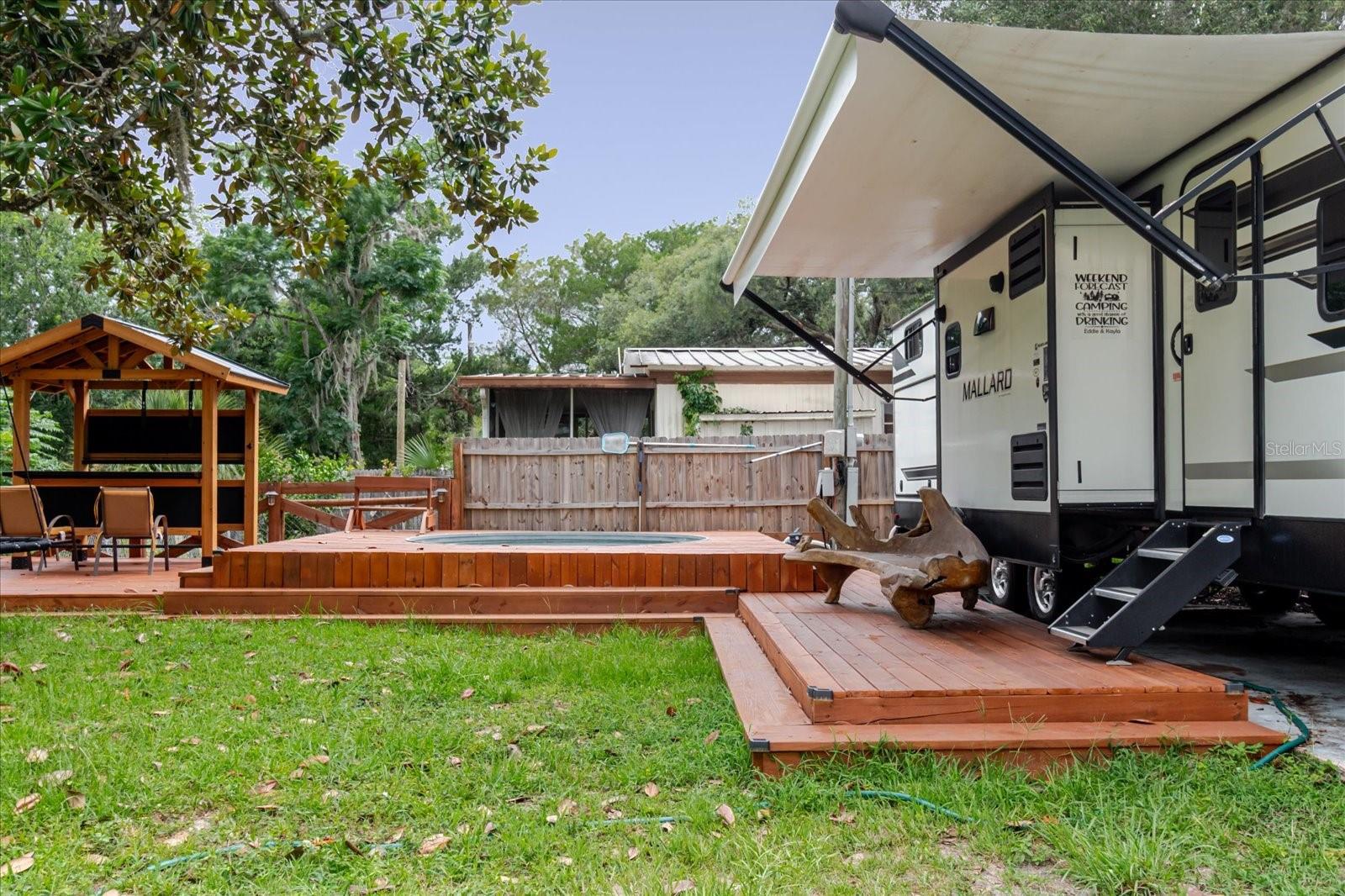 EAST COVE UNIT 01 - Residential