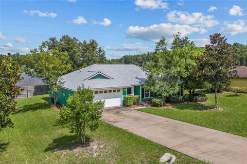 A home in HIGH SPRINGS