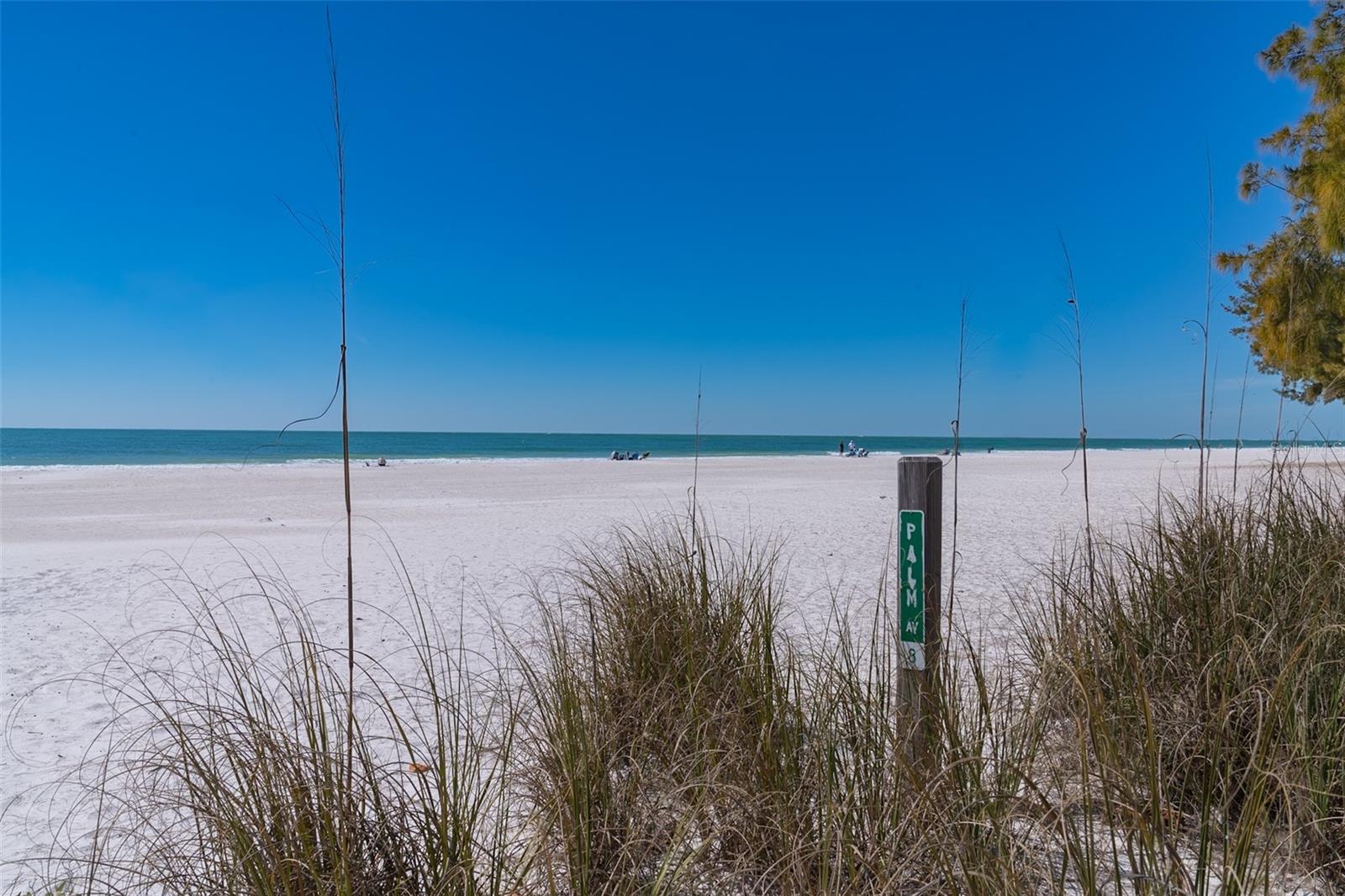 ANNA MARIA BEACH - Residential