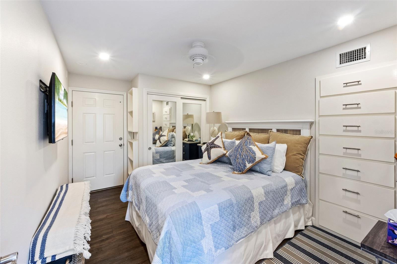 ANNA MARIA BEACH - Residential