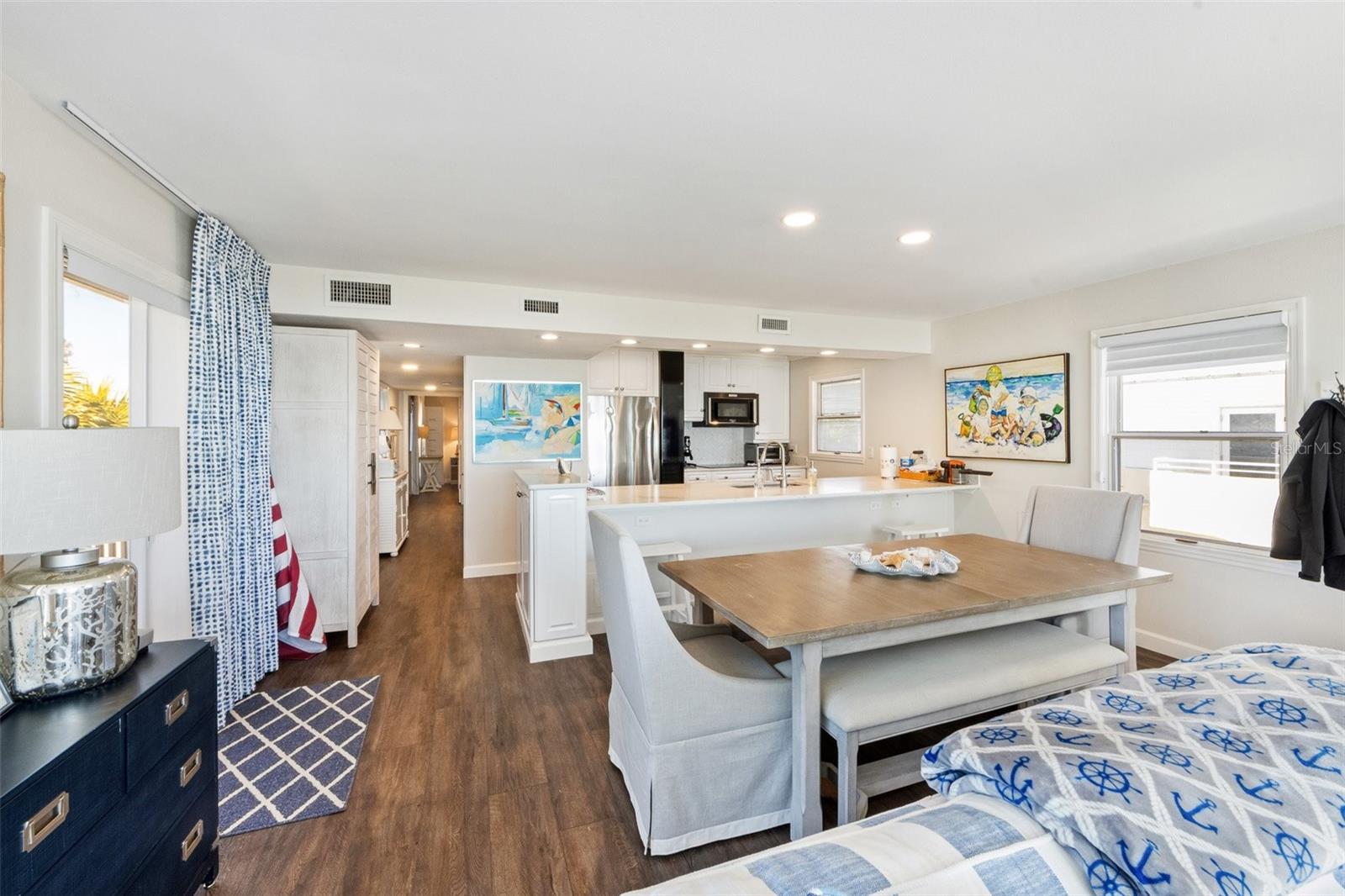 ANNA MARIA BEACH - Residential