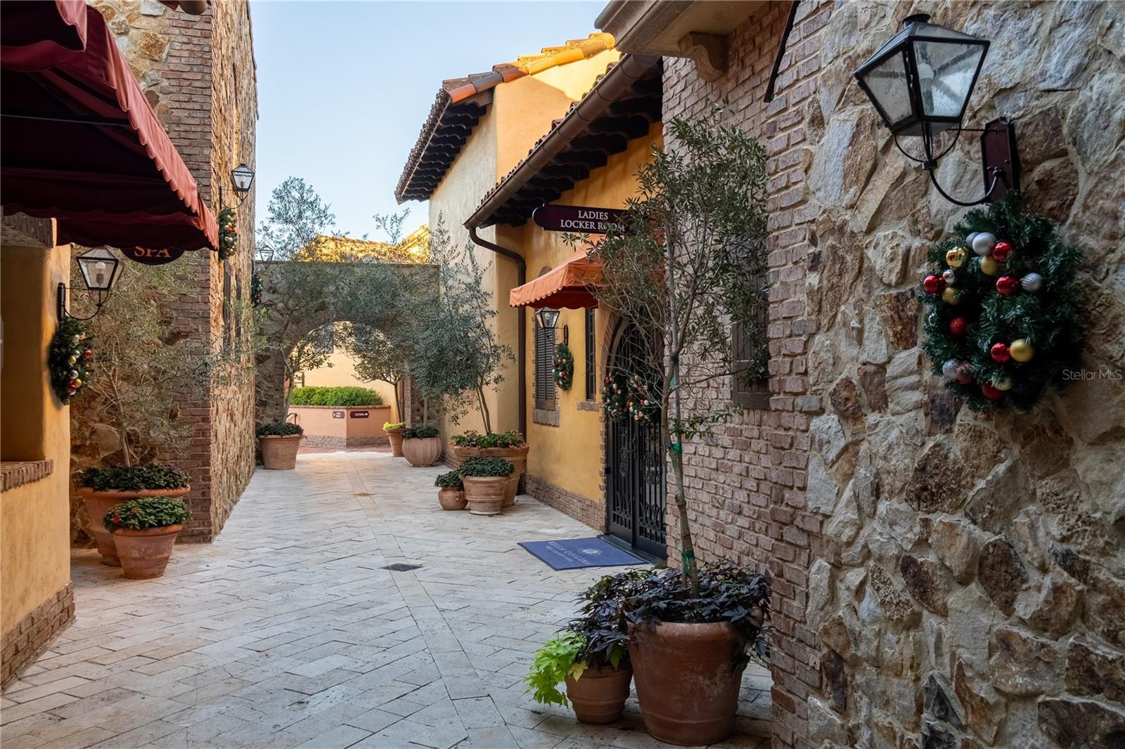 BELLA COLLINA WEST SUB - Residential