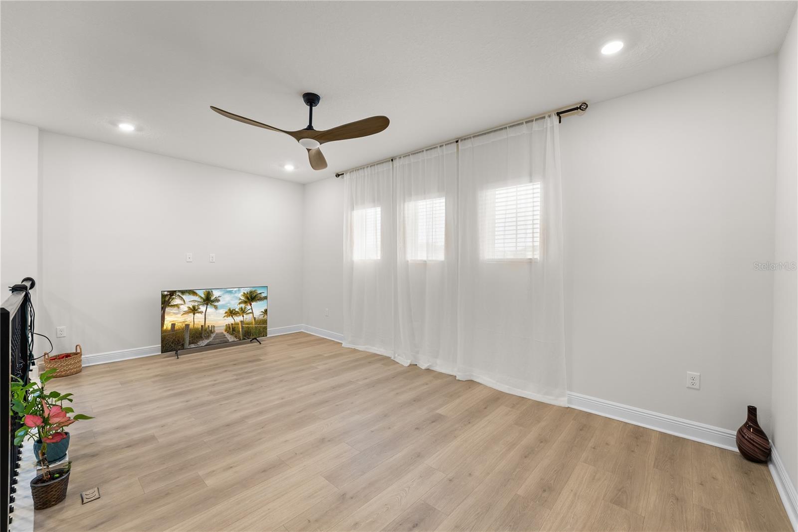 BELLA COLLINA WEST SUB - Residential