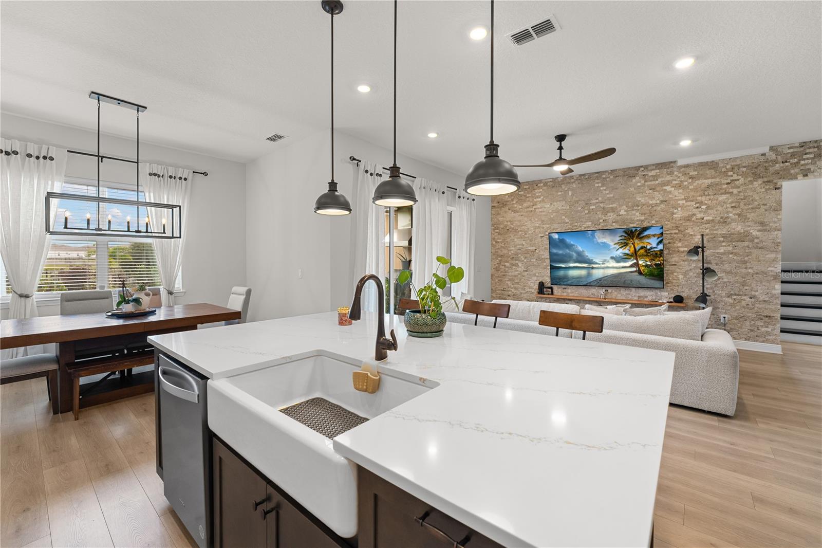 BELLA COLLINA WEST SUB - Residential