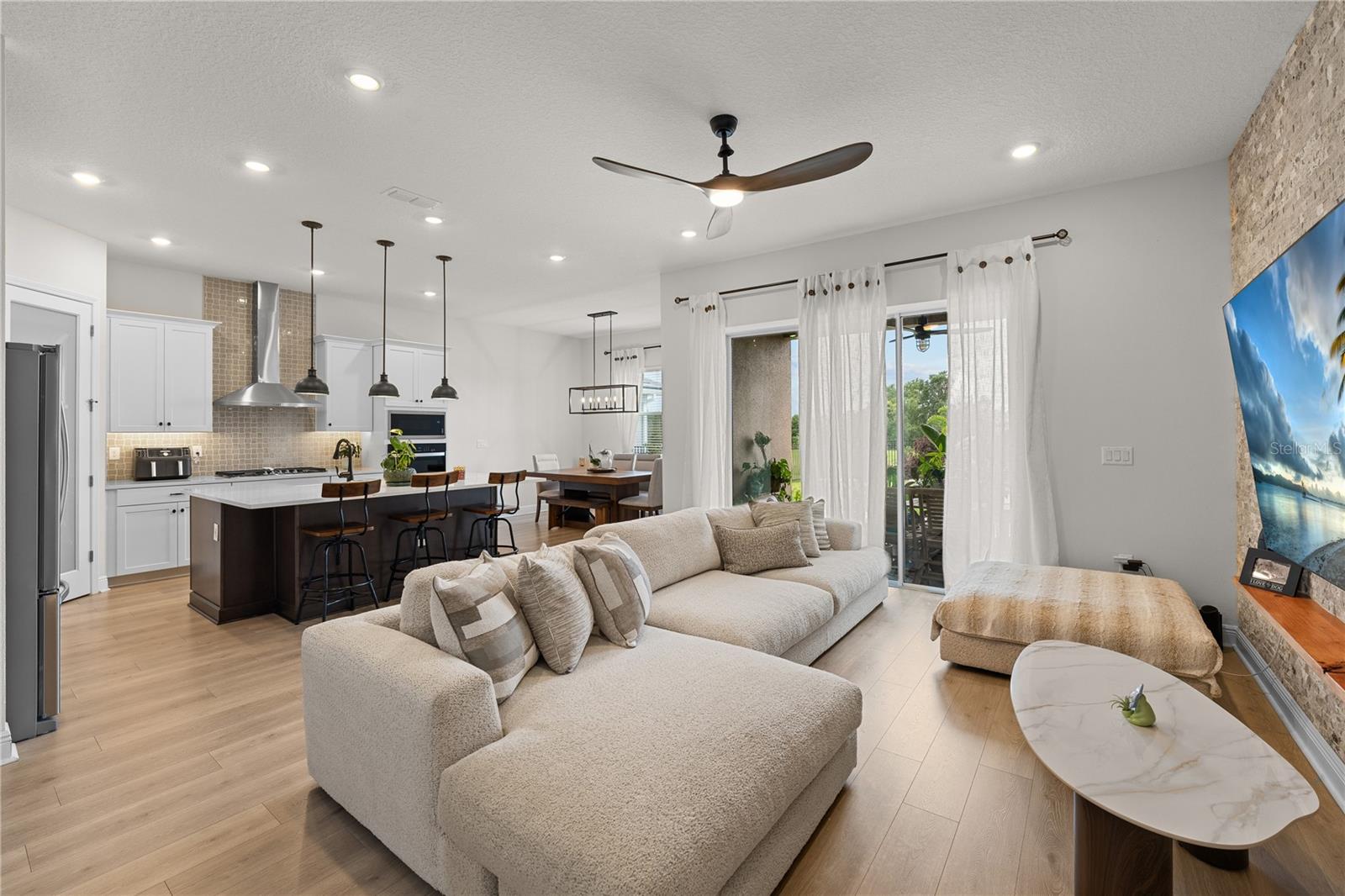 BELLA COLLINA WEST SUB - Residential