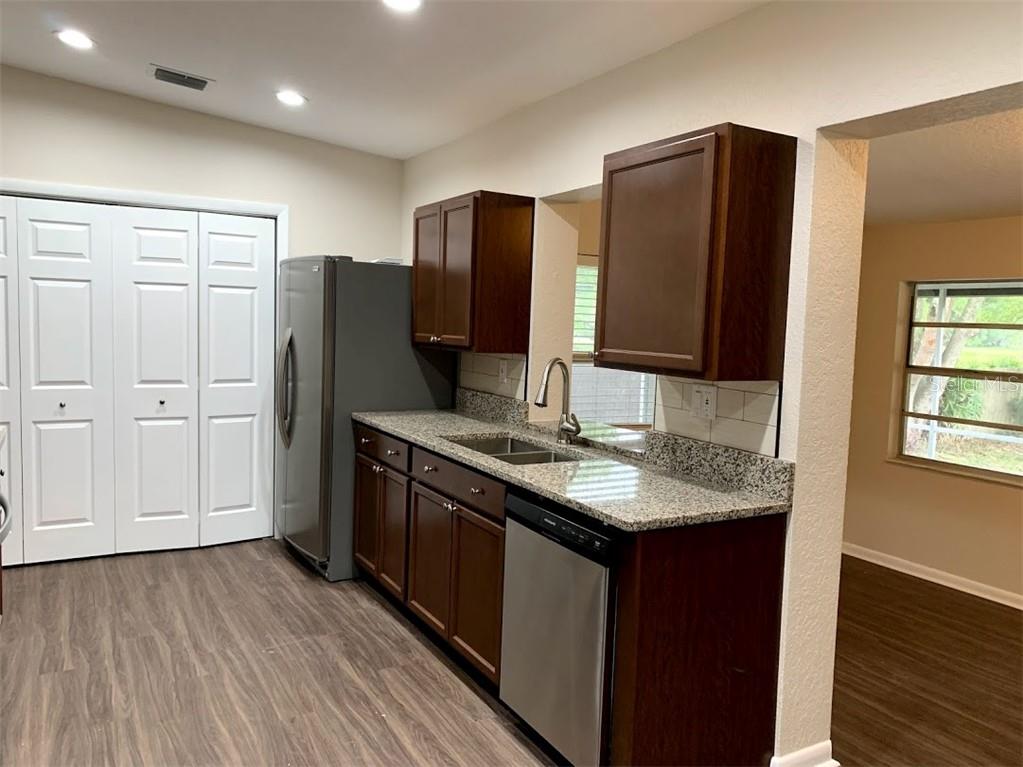 COUNTRY CLUB ADD TO CASSELBERRY REP - Residential Lease