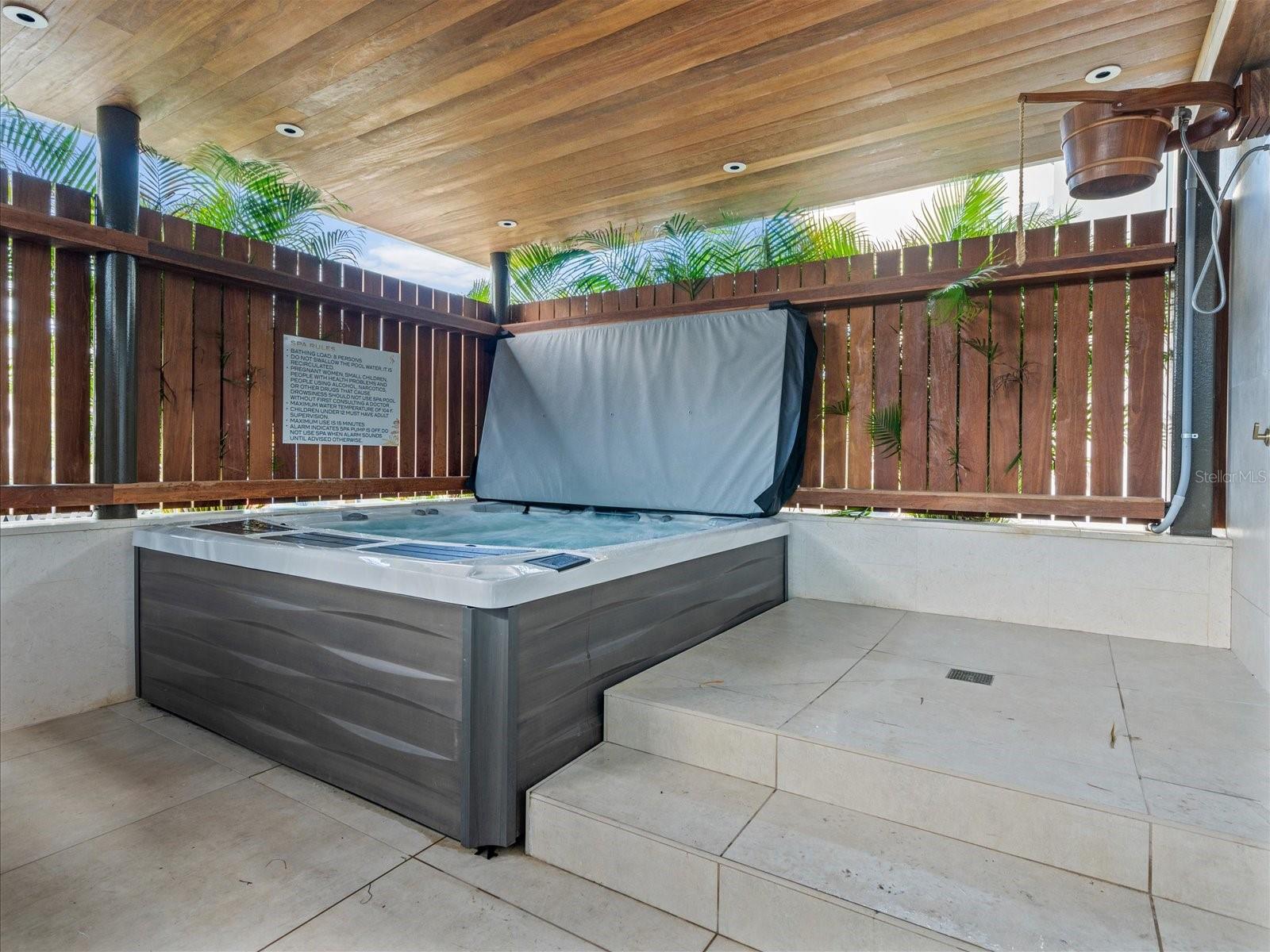 SERENA BY THE SEA CONDO - Residential