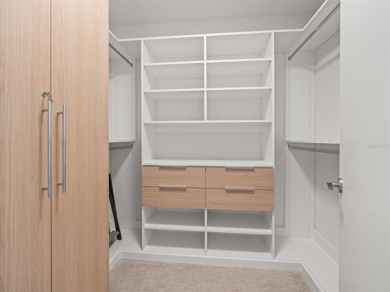 SERENA BY THE SEA CONDO - Residential