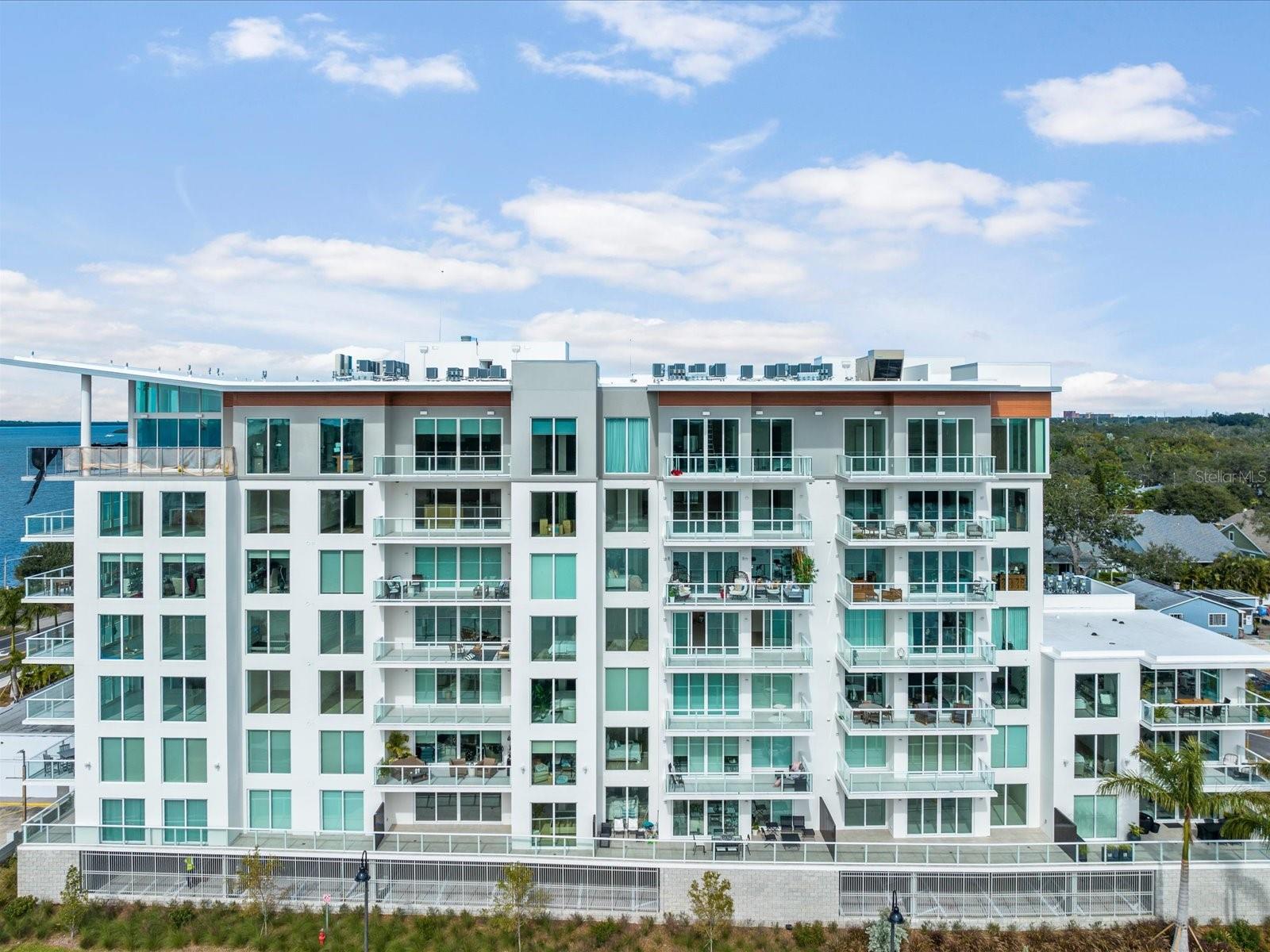 SERENA BY THE SEA CONDO - Residential