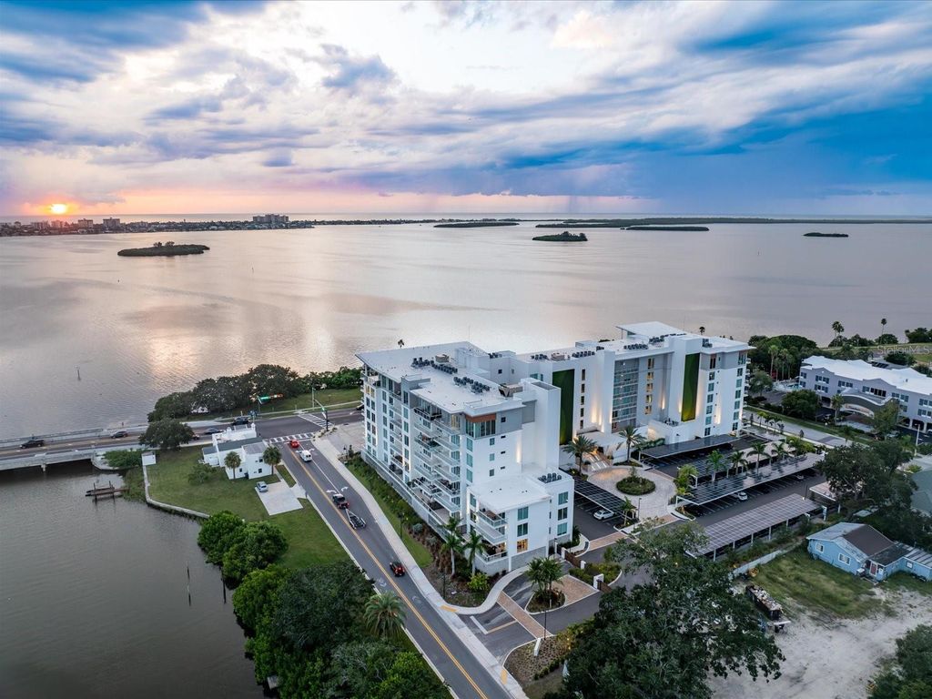Photo of 1020 Sunset Point Road #511, Clearwater, FL 33755 (MLS # TB8436344)