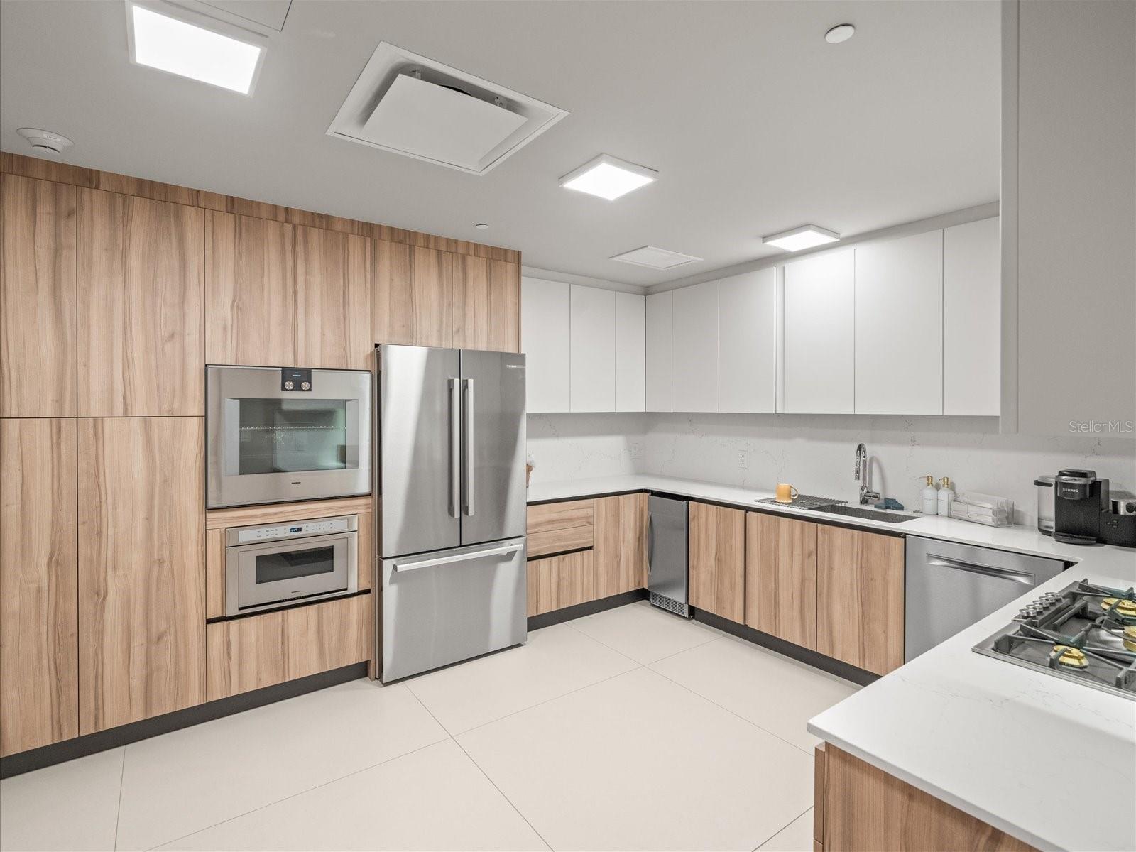 SERENA BY THE SEA CONDO - Residential