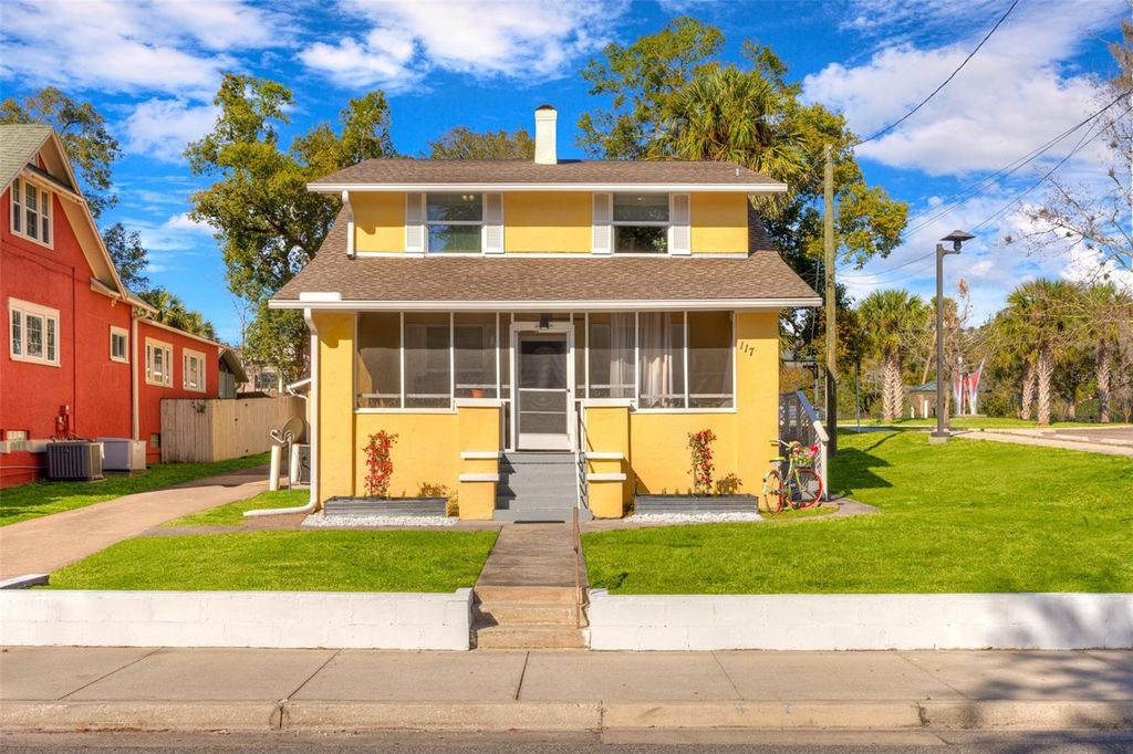 Photo of 117 E Euclid Avenue, Deland, FL 32724 (MLS # V4947088)